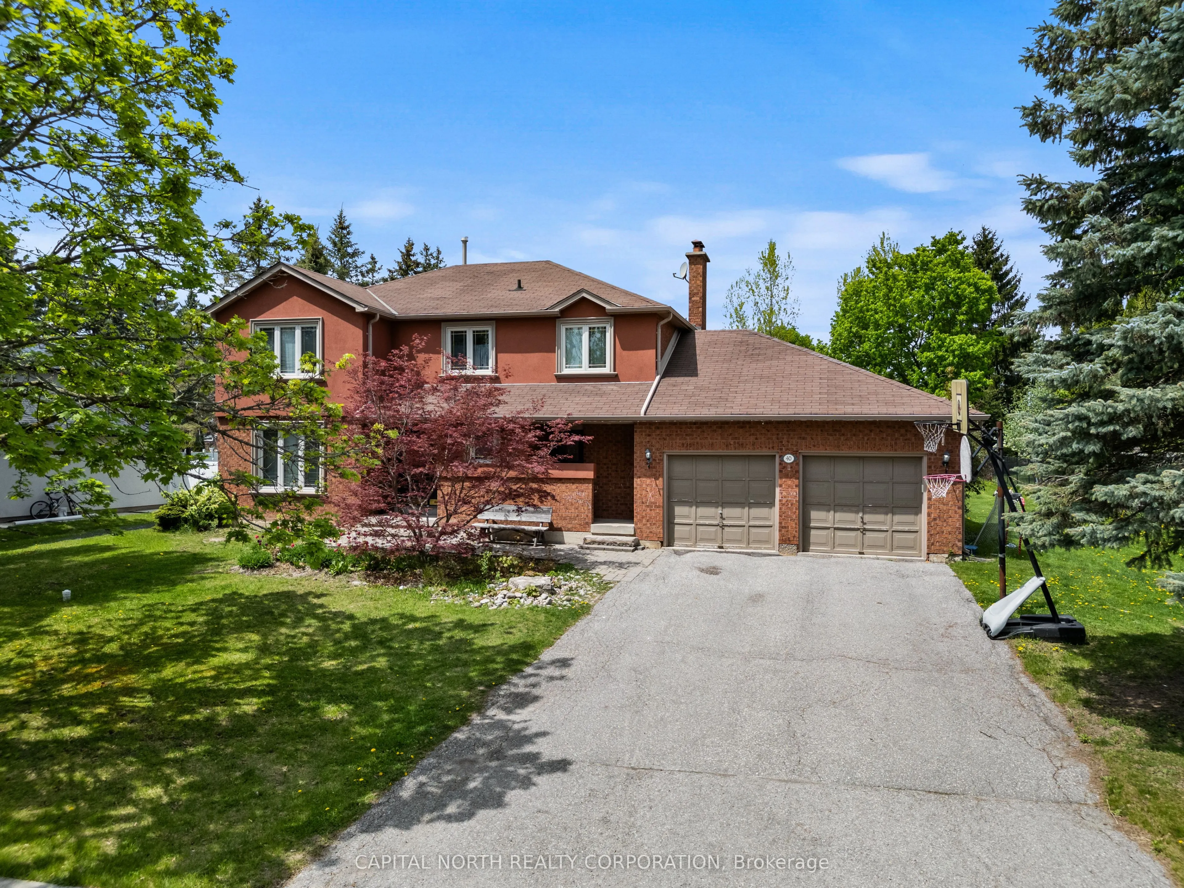 40 Humber Valley Crescent
