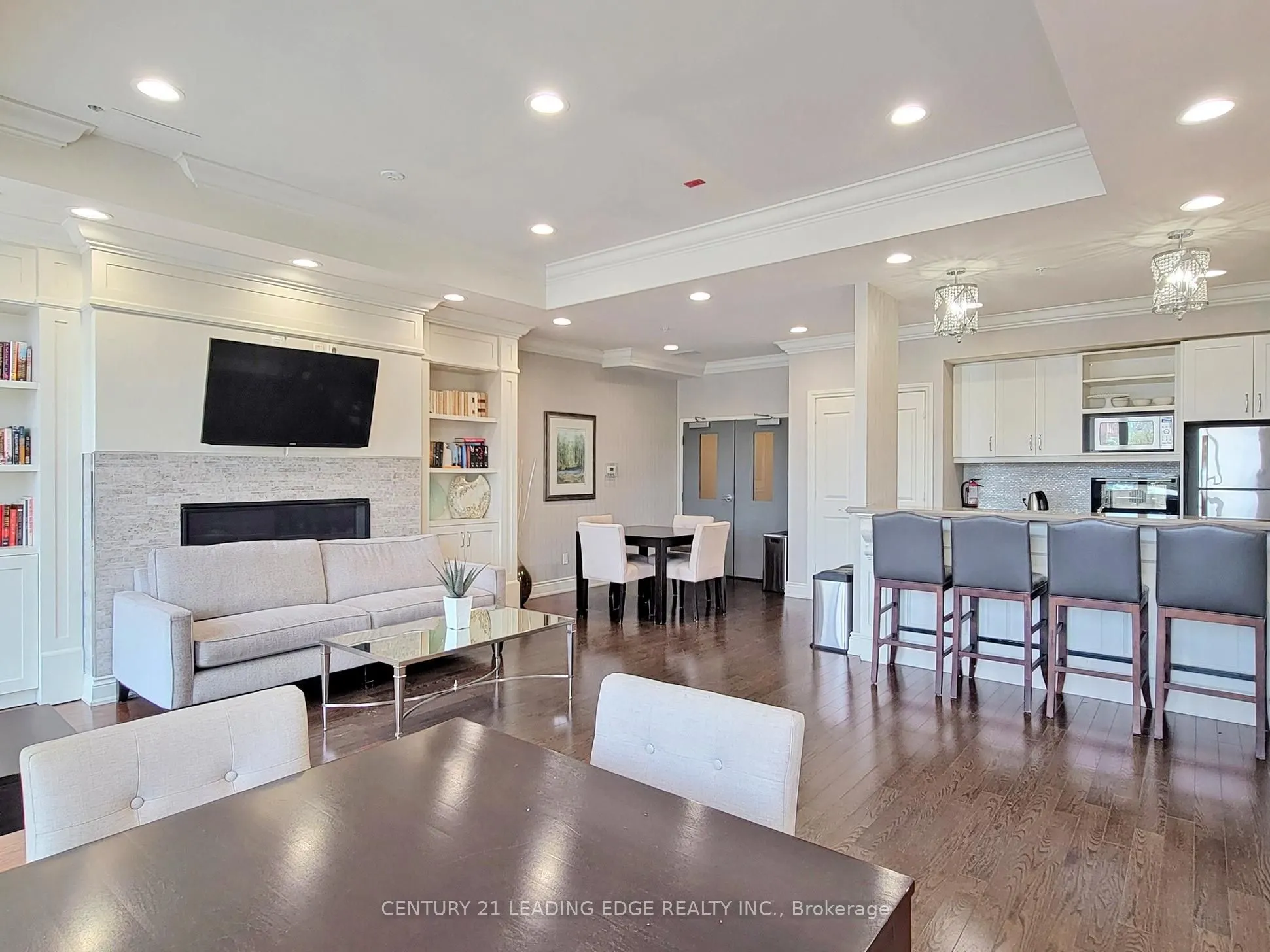 68 Main Street N, #232