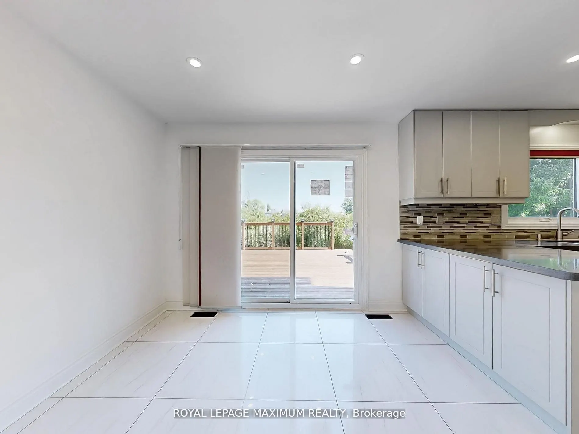 22 A Waltham Crescent