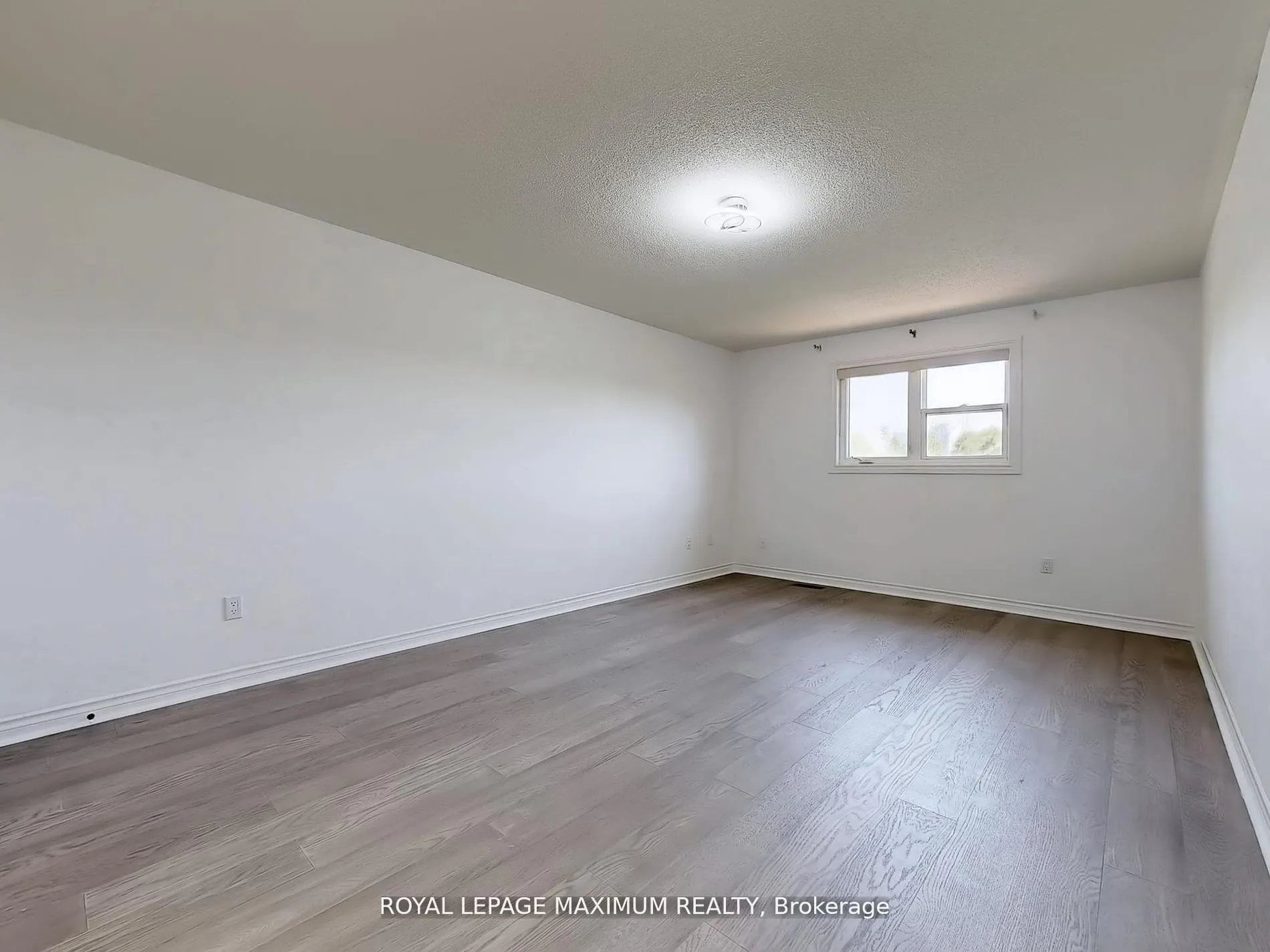 22 A Waltham Crescent