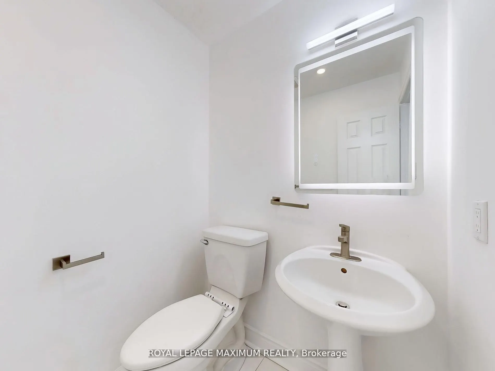 22 A Waltham Crescent