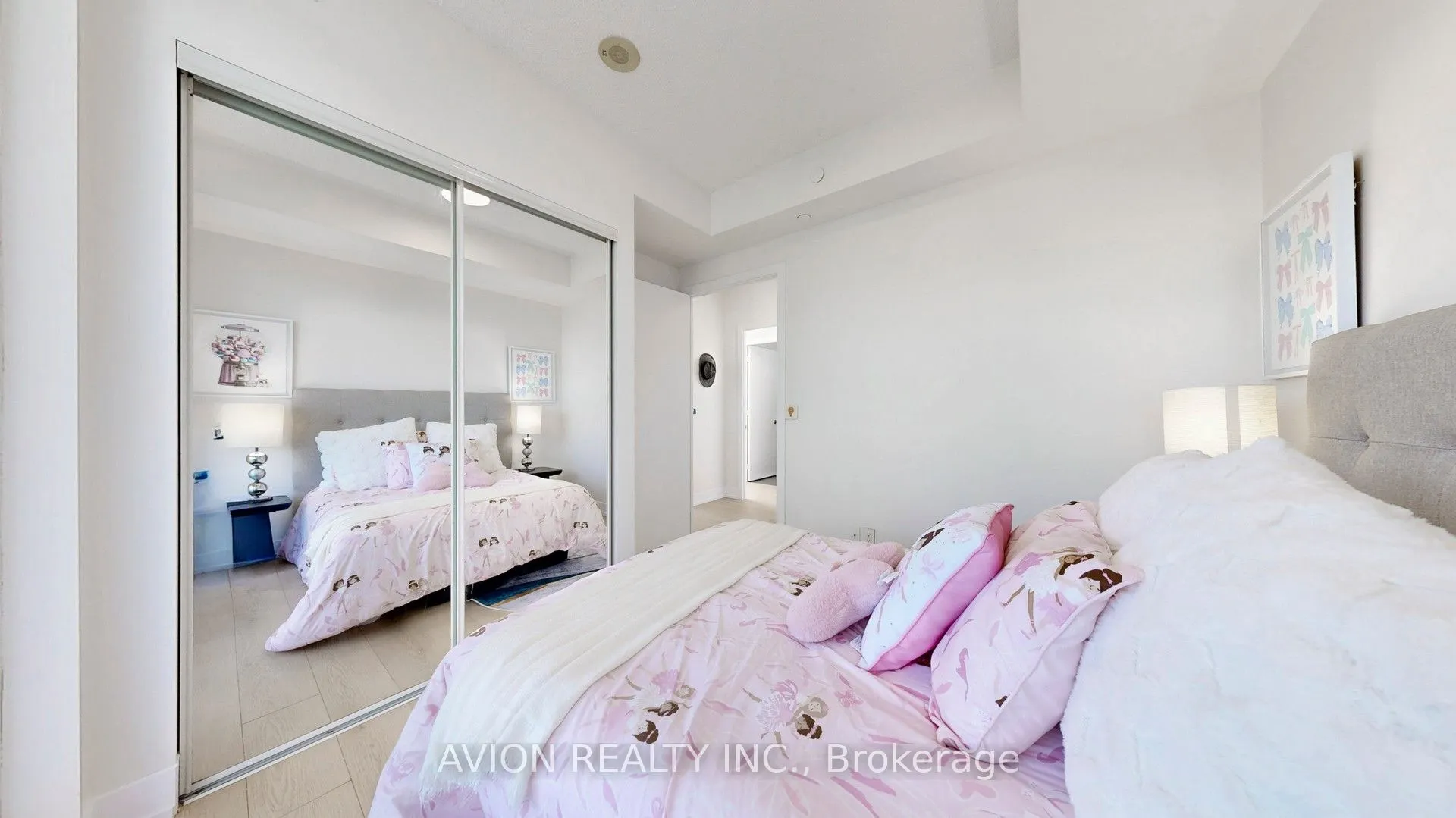 9471 Yonge Street, #532