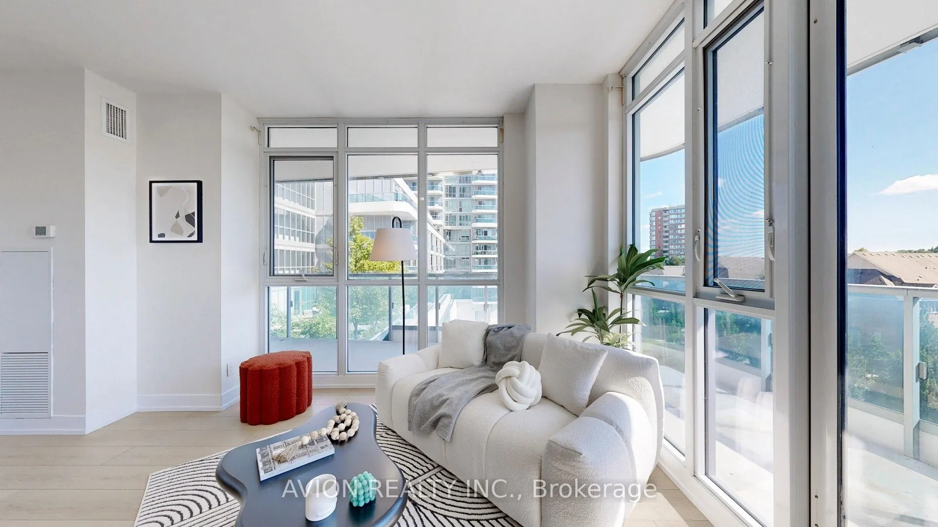 9471 Yonge Street, #532
