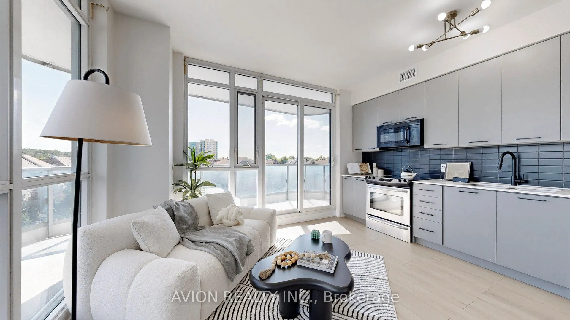 9471 Yonge Street, #532