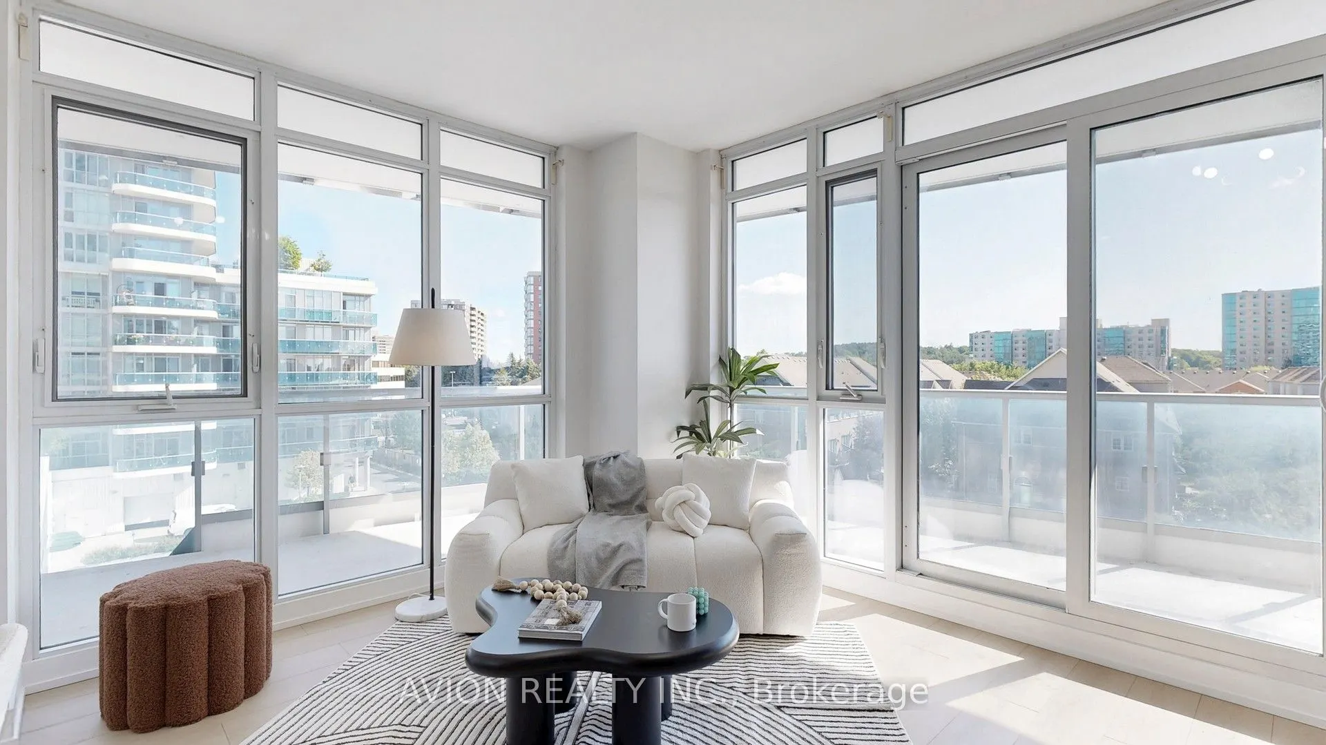 9471 Yonge Street, #532