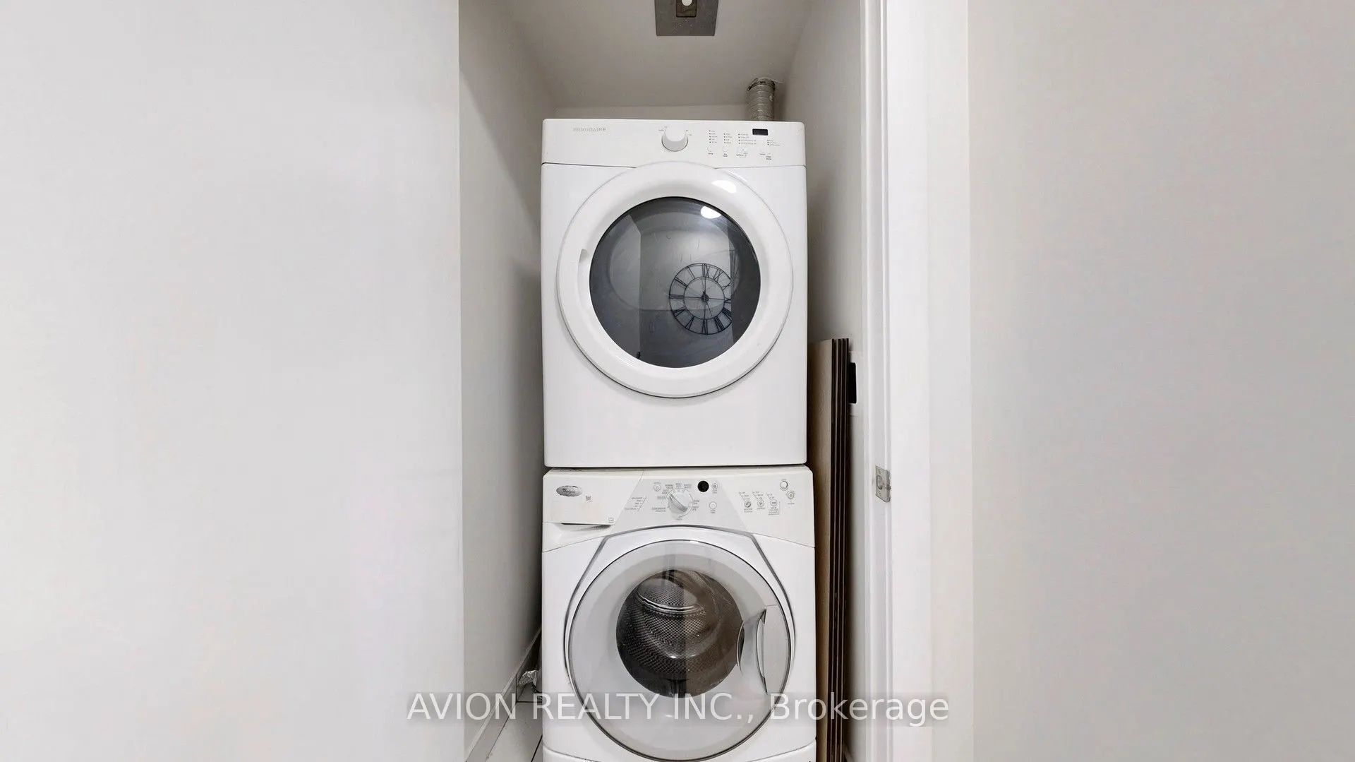 9471 Yonge Street, #532