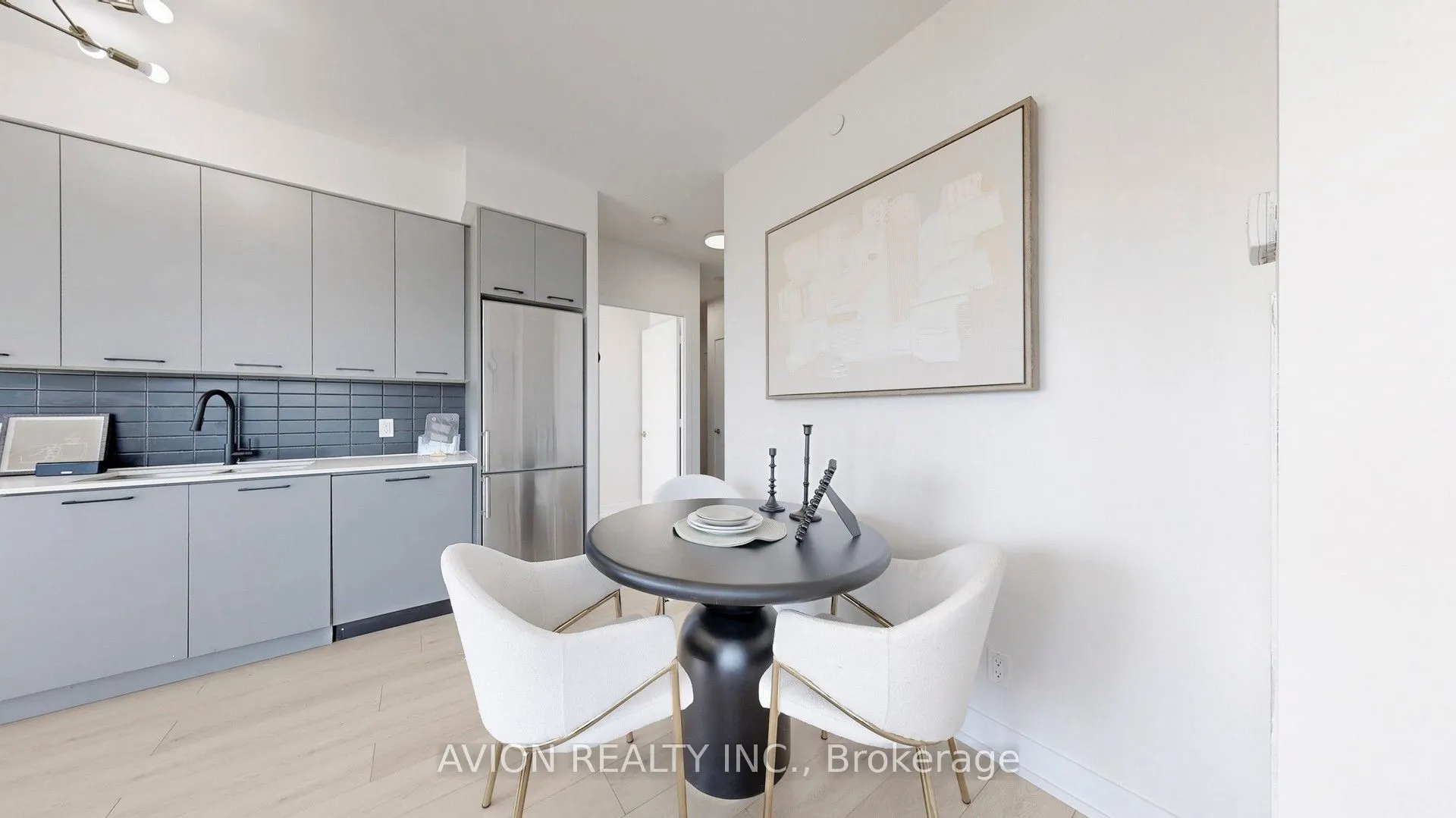 9471 Yonge Street, #532