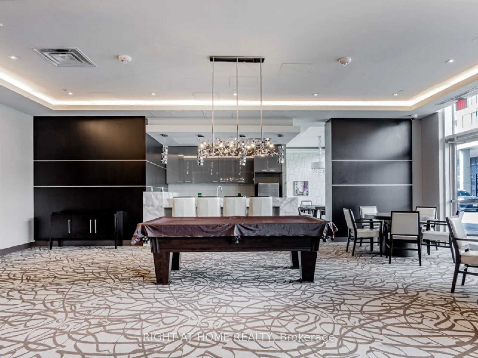 9600 Yonge Street, #1712B