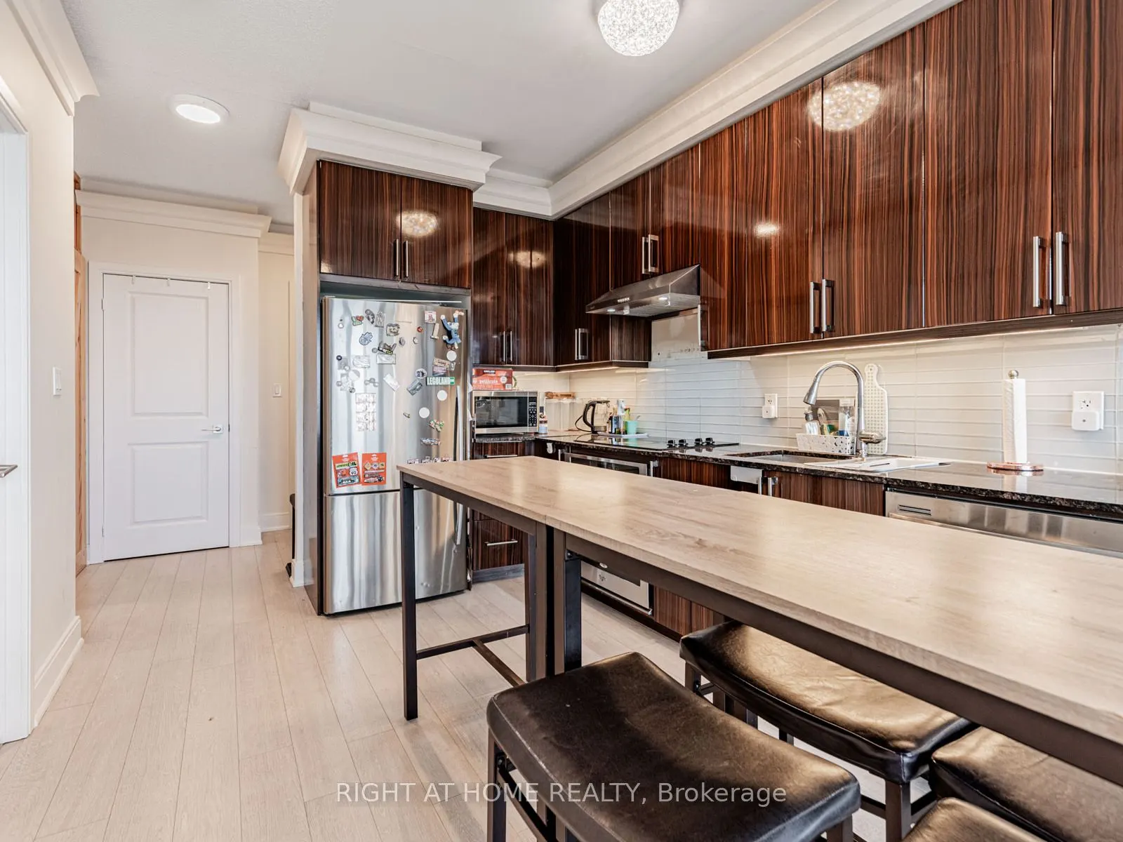 9600 Yonge Street, #1712B