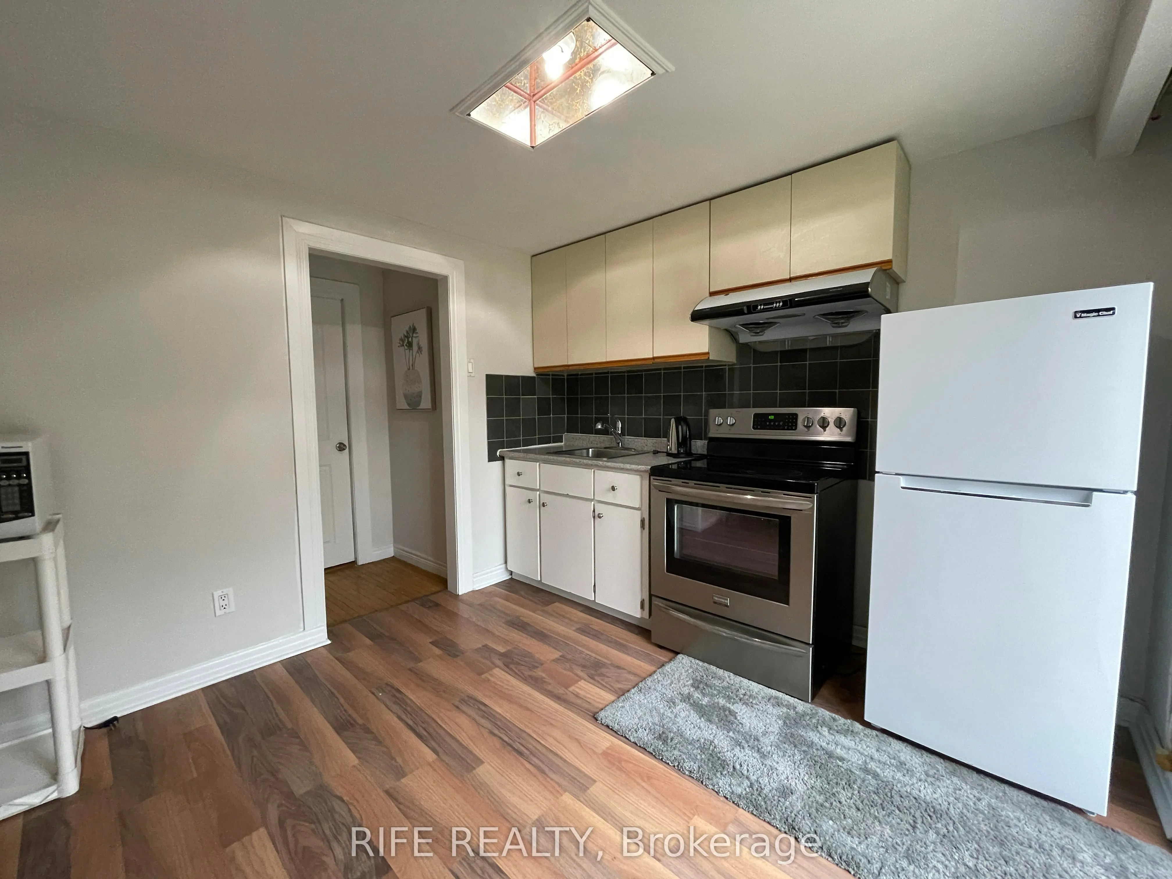 239 Crestwood Road, #W/O Basement