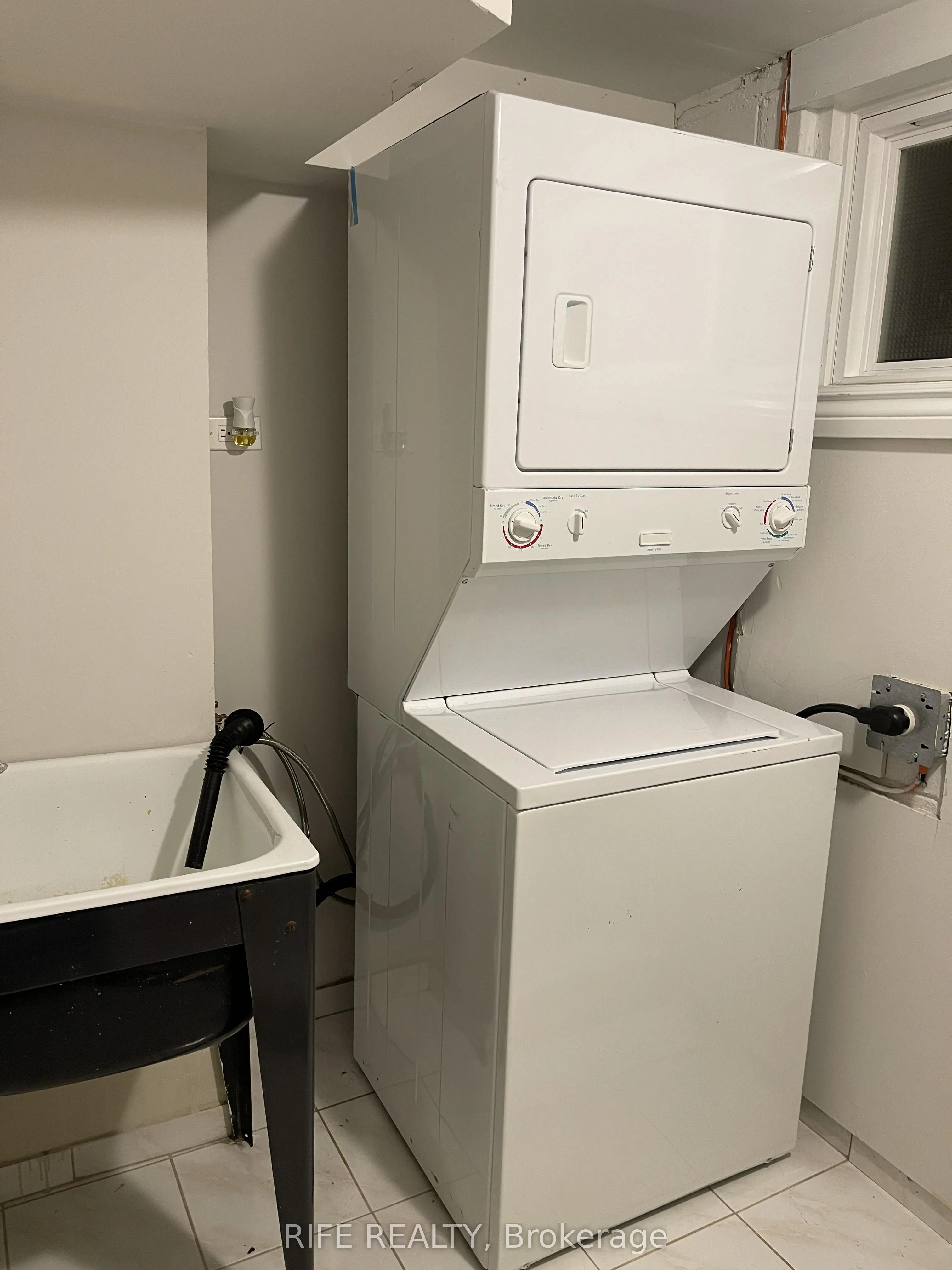 239 Crestwood Road, #W/O Basement