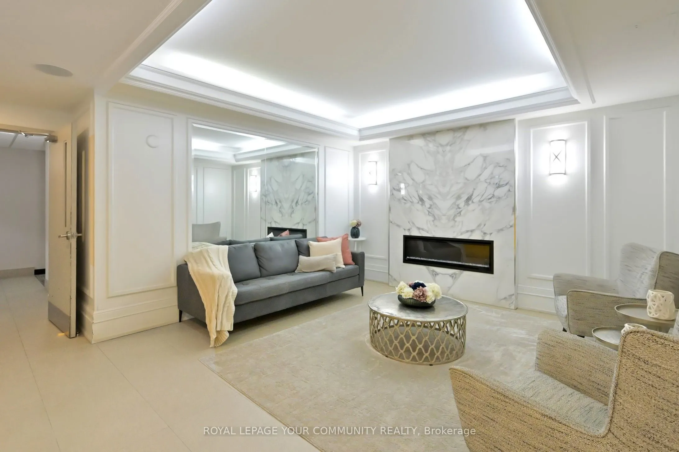 309 Major Mackenzie Drive, #205