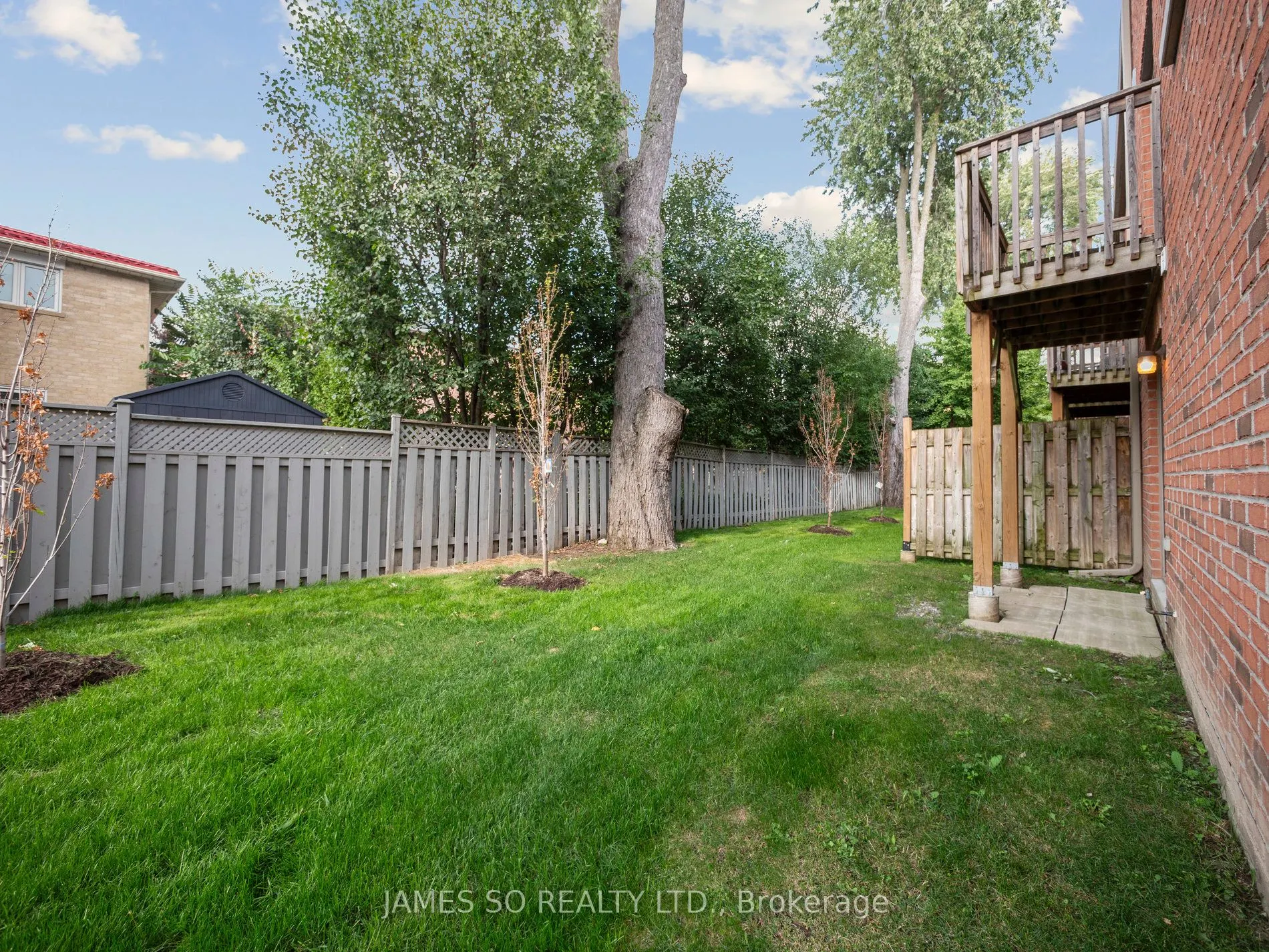9133 Bayview Avenue, #39