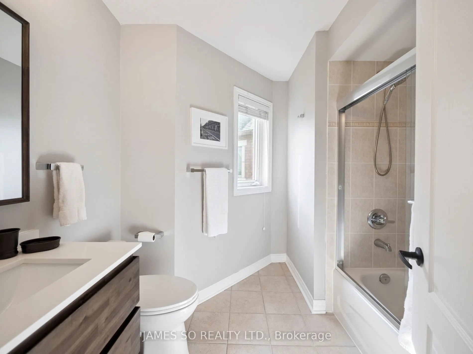 9133 Bayview Avenue, #39