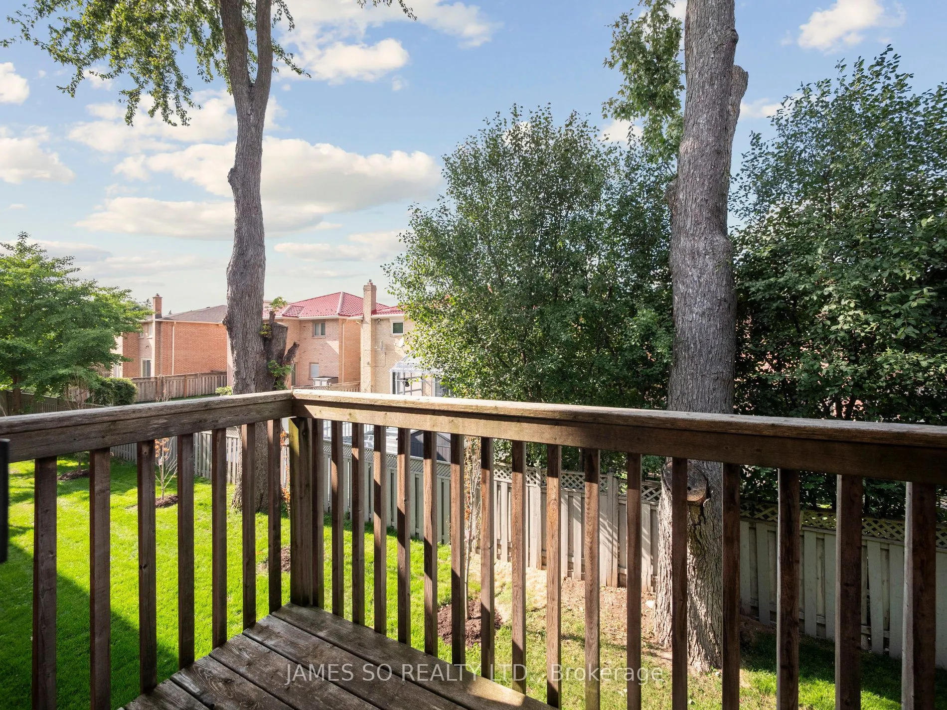9133 Bayview Avenue, #39