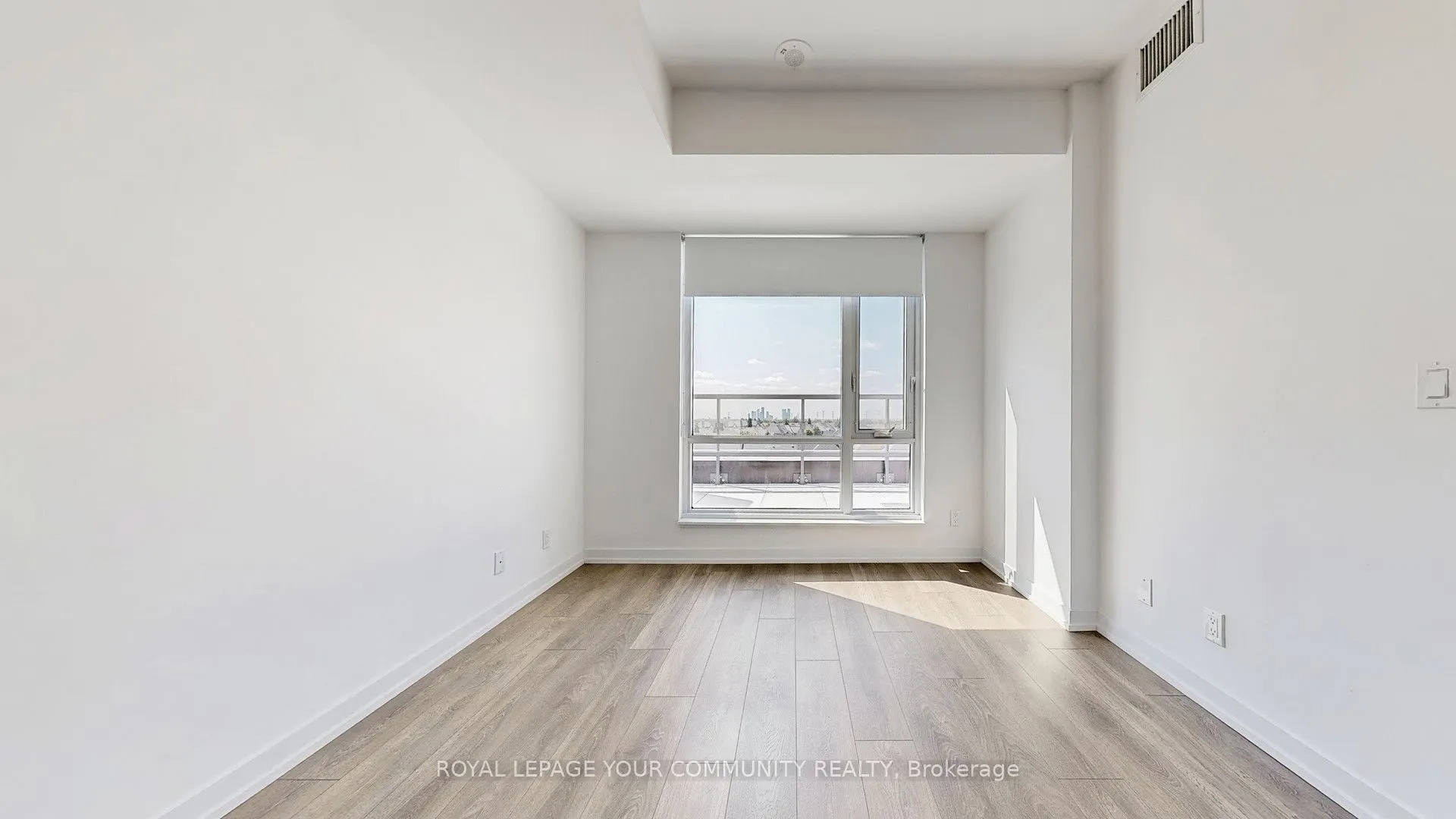 8 Beverley Glen Boulevard, #626