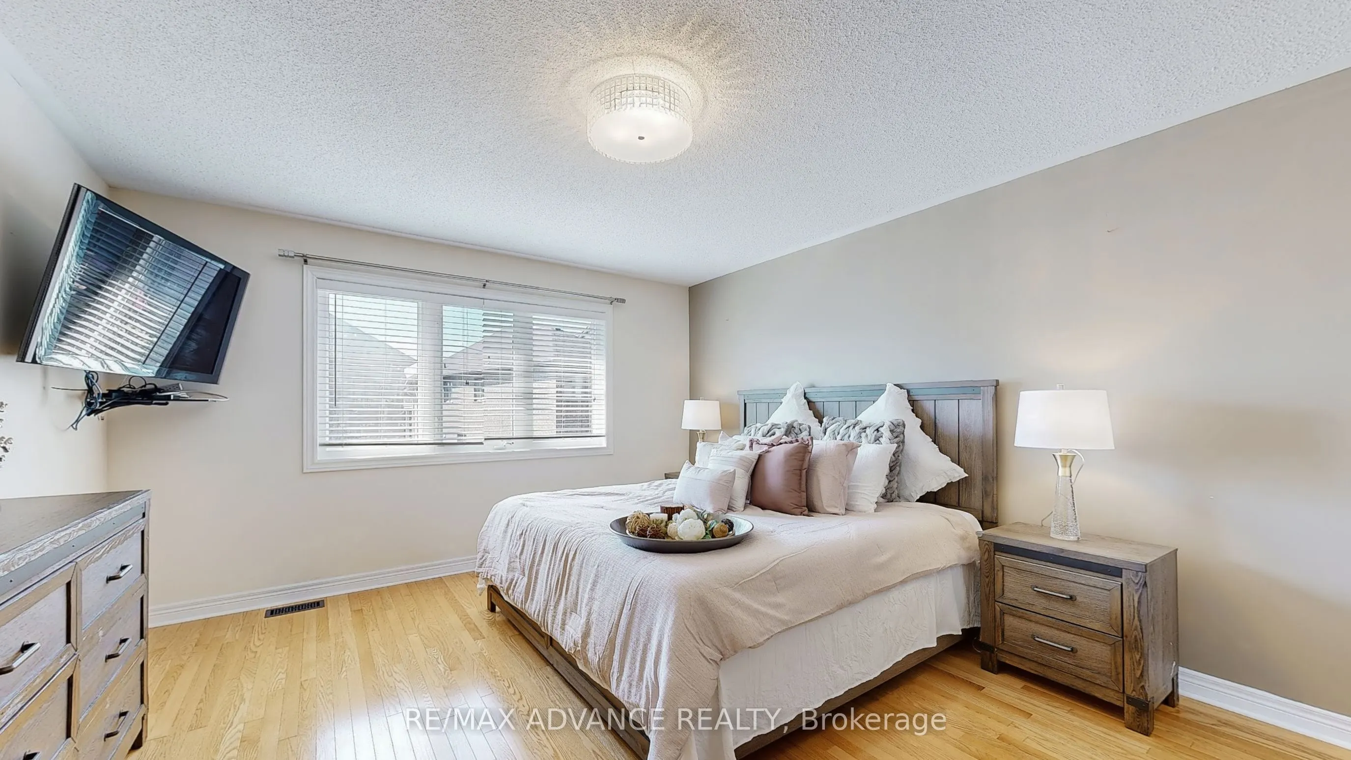 151 Laramie Crescent