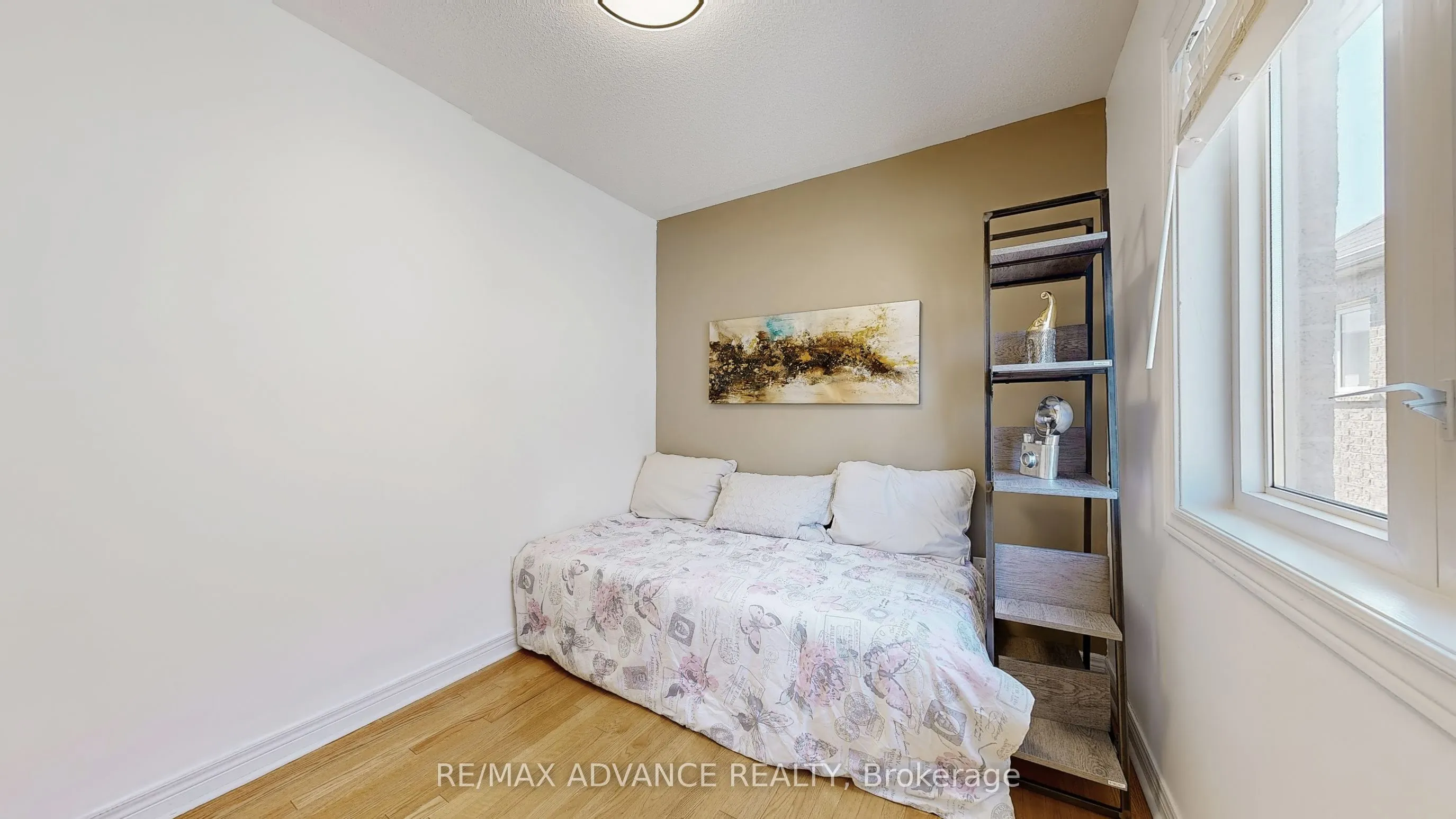 151 Laramie Crescent
