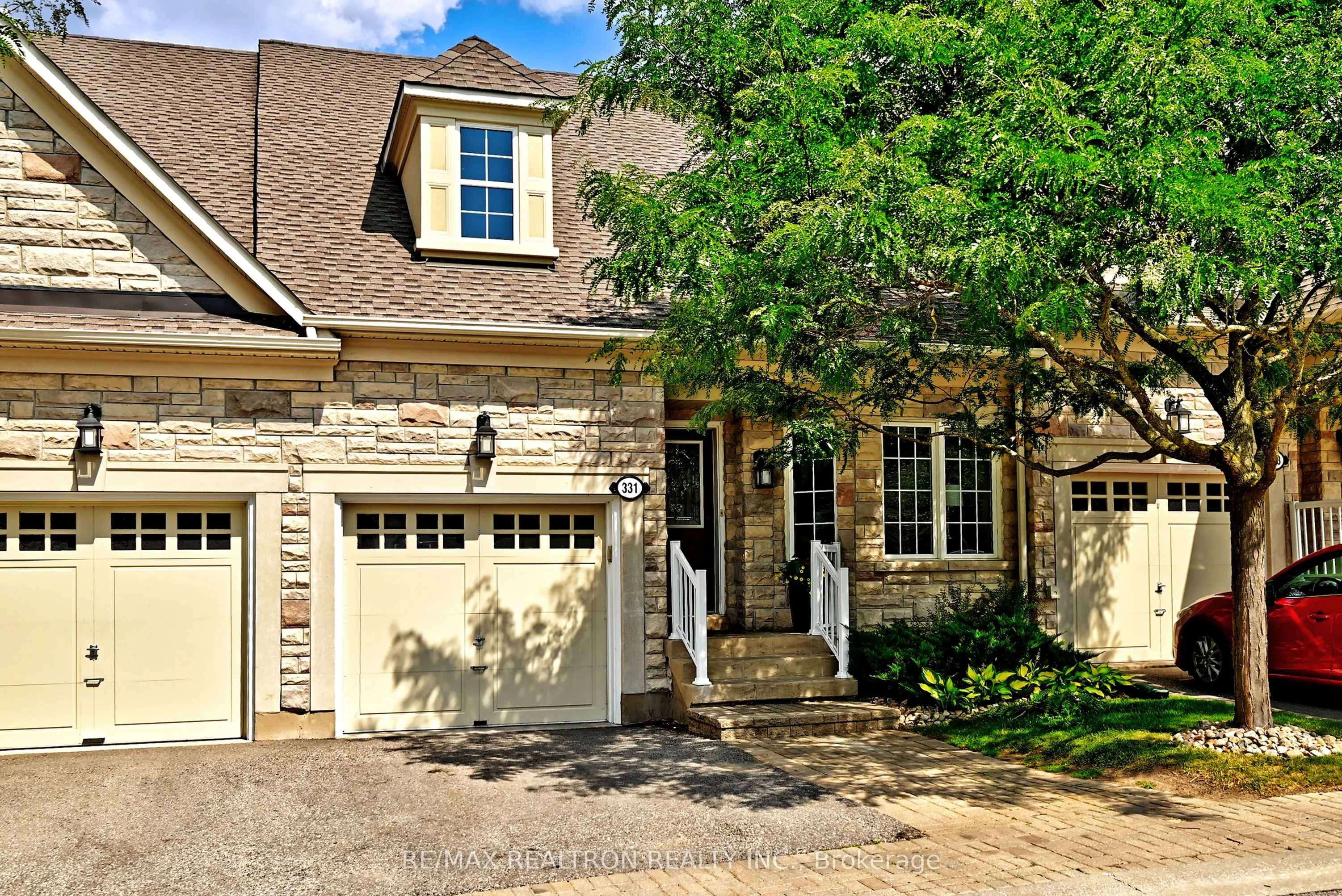 331 Terry Carter Crescent, #4