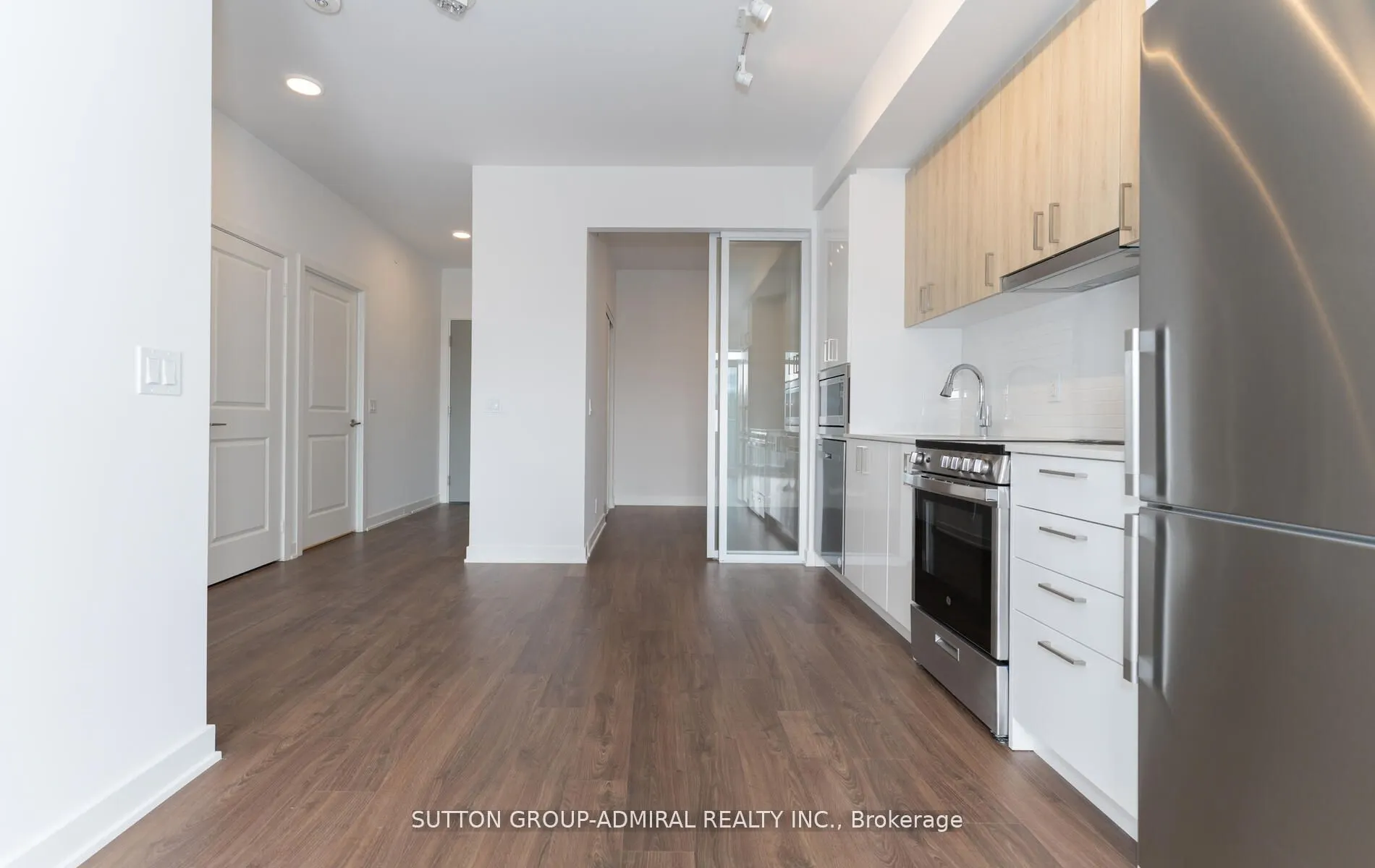 30 Upper Mall Way, #A-315