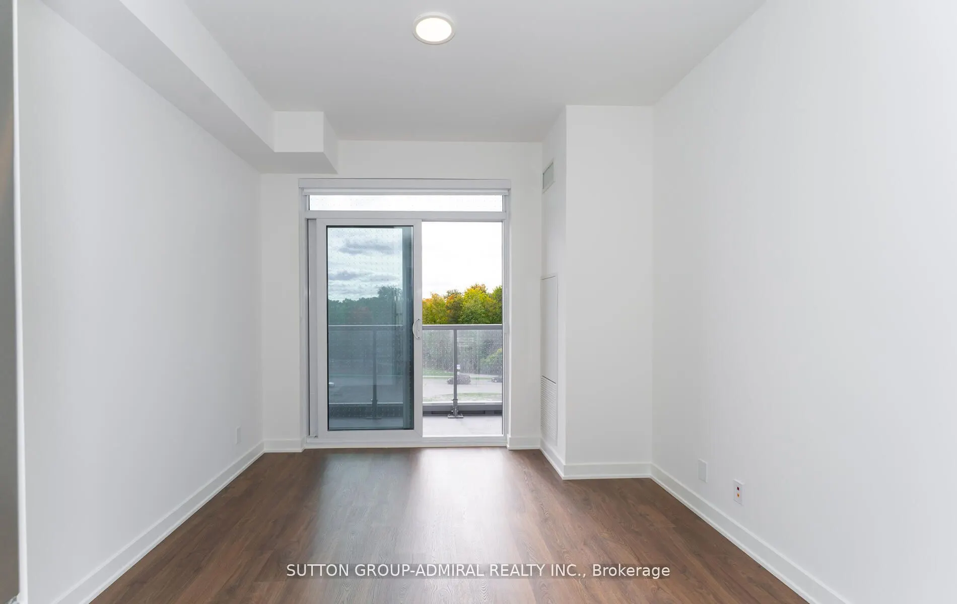30 Upper Mall Way, #A-315