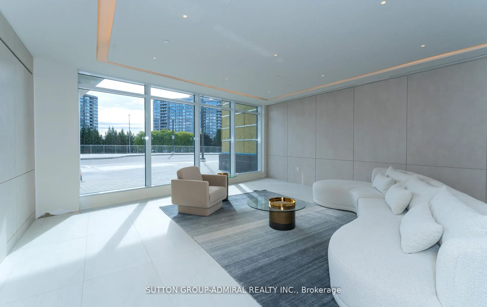 30 Upper Mall Way, #A-315