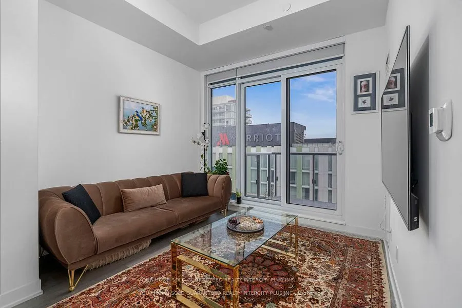 8119 Birchmount Road, #1015