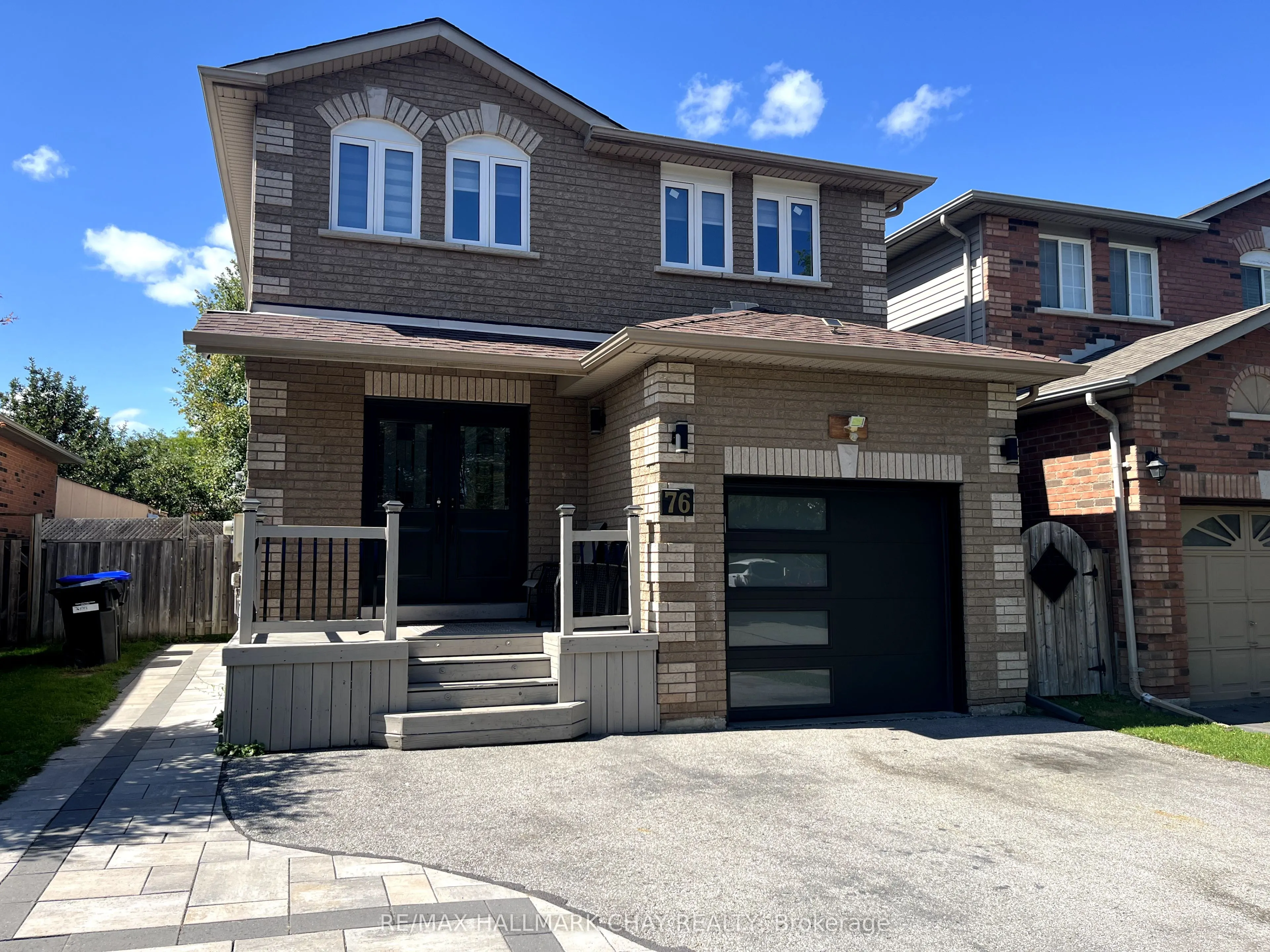 76 Kate Aitken Crescent