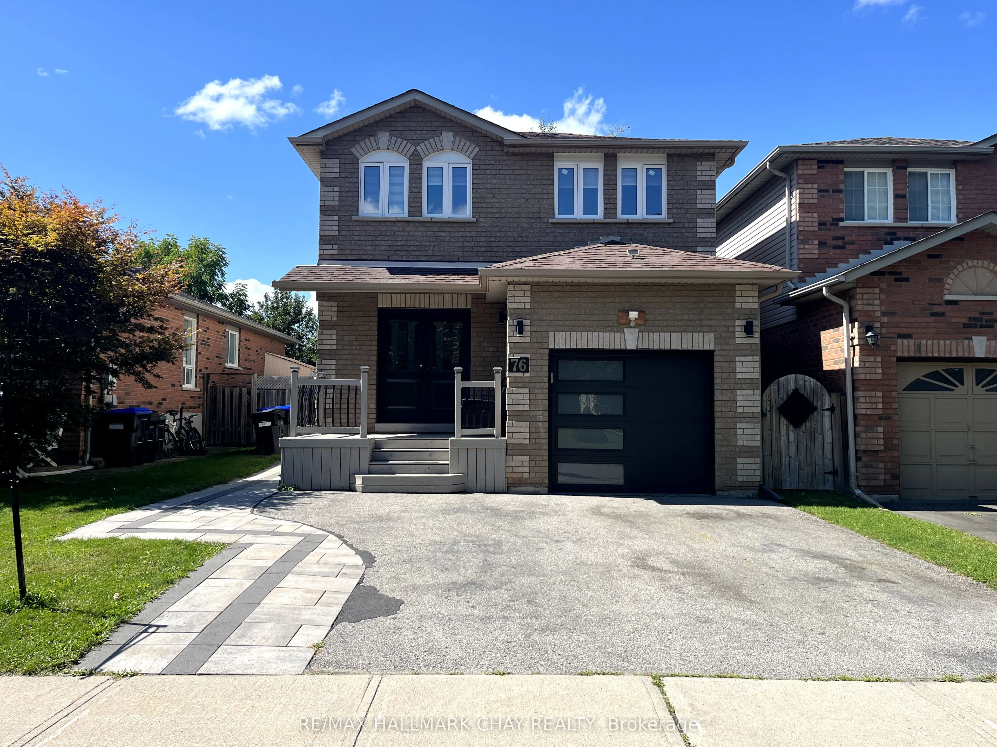 76 Kate Aitken Crescent