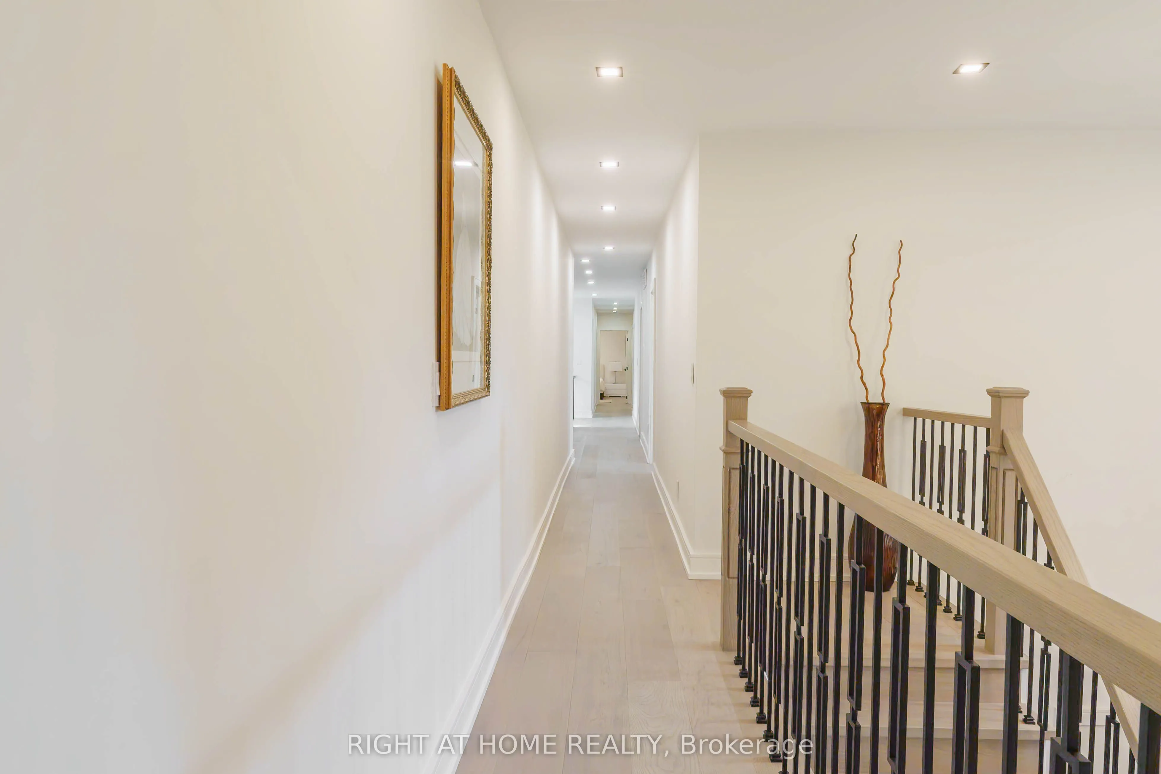 6 Ladyslipper Court