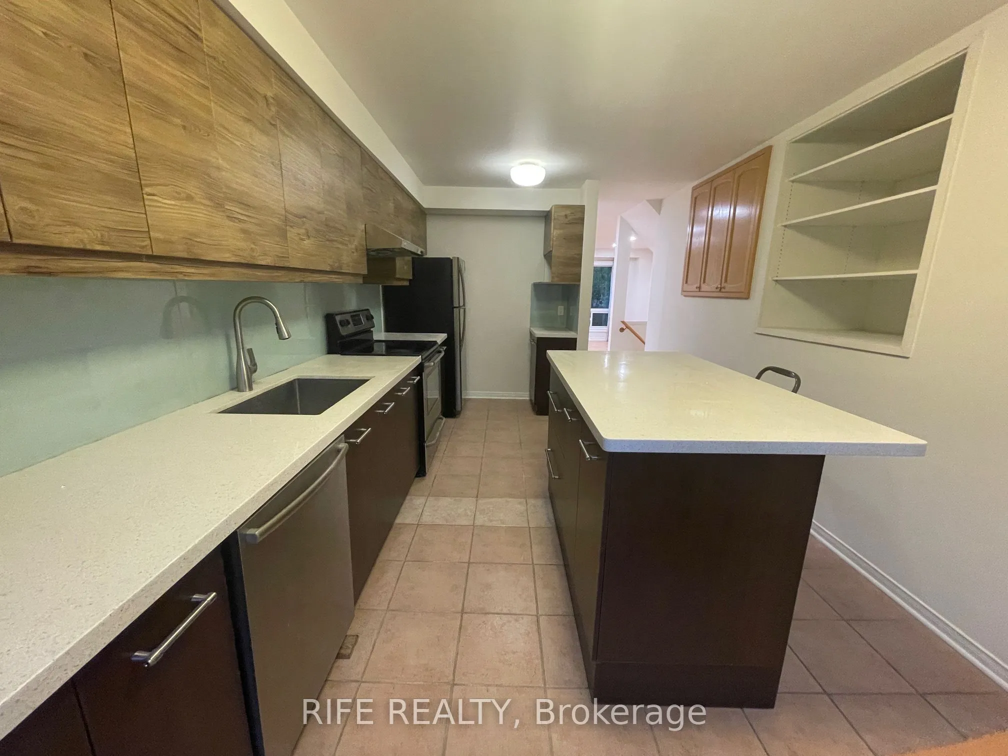 68 Rougehaven Way, #37