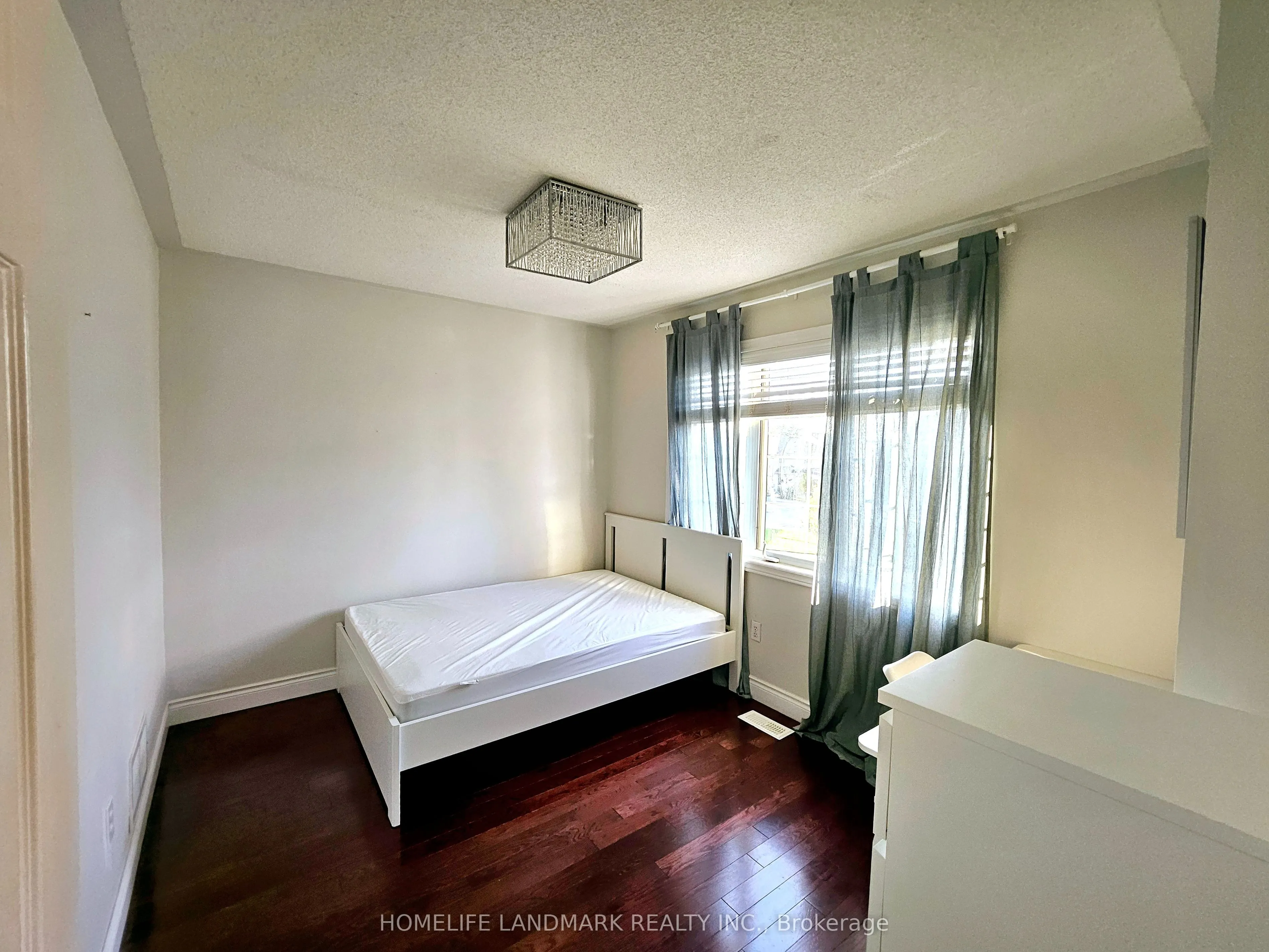 45 Vanguard Road, #Upper