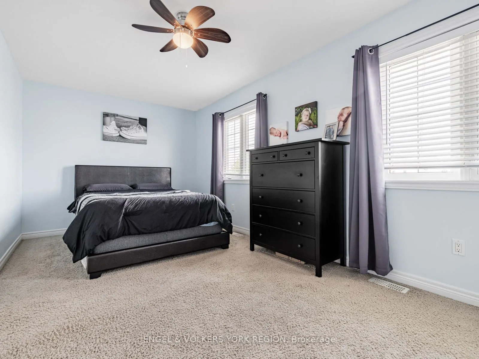 176 Banting Crescent