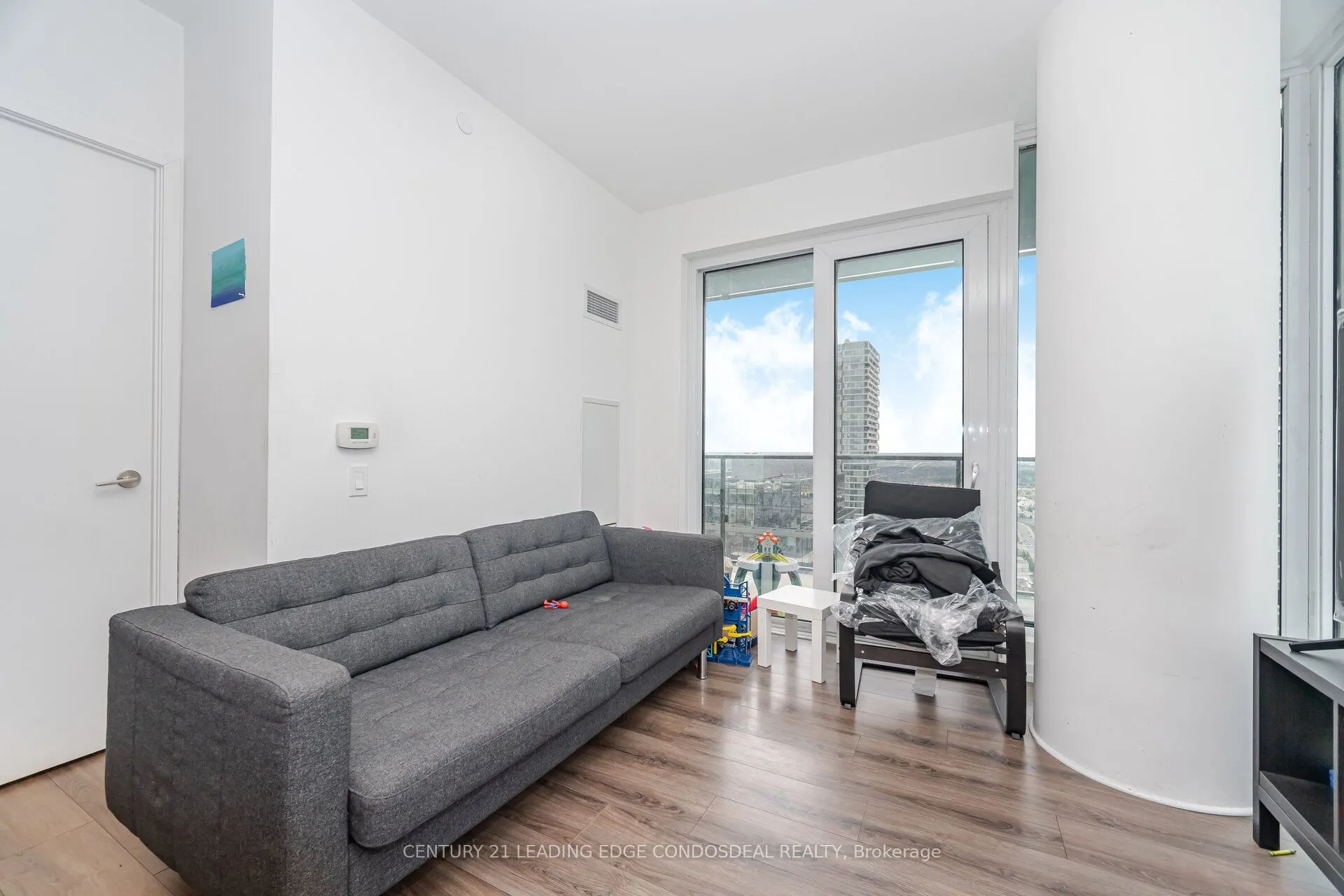 7890 Jane Street, #4506