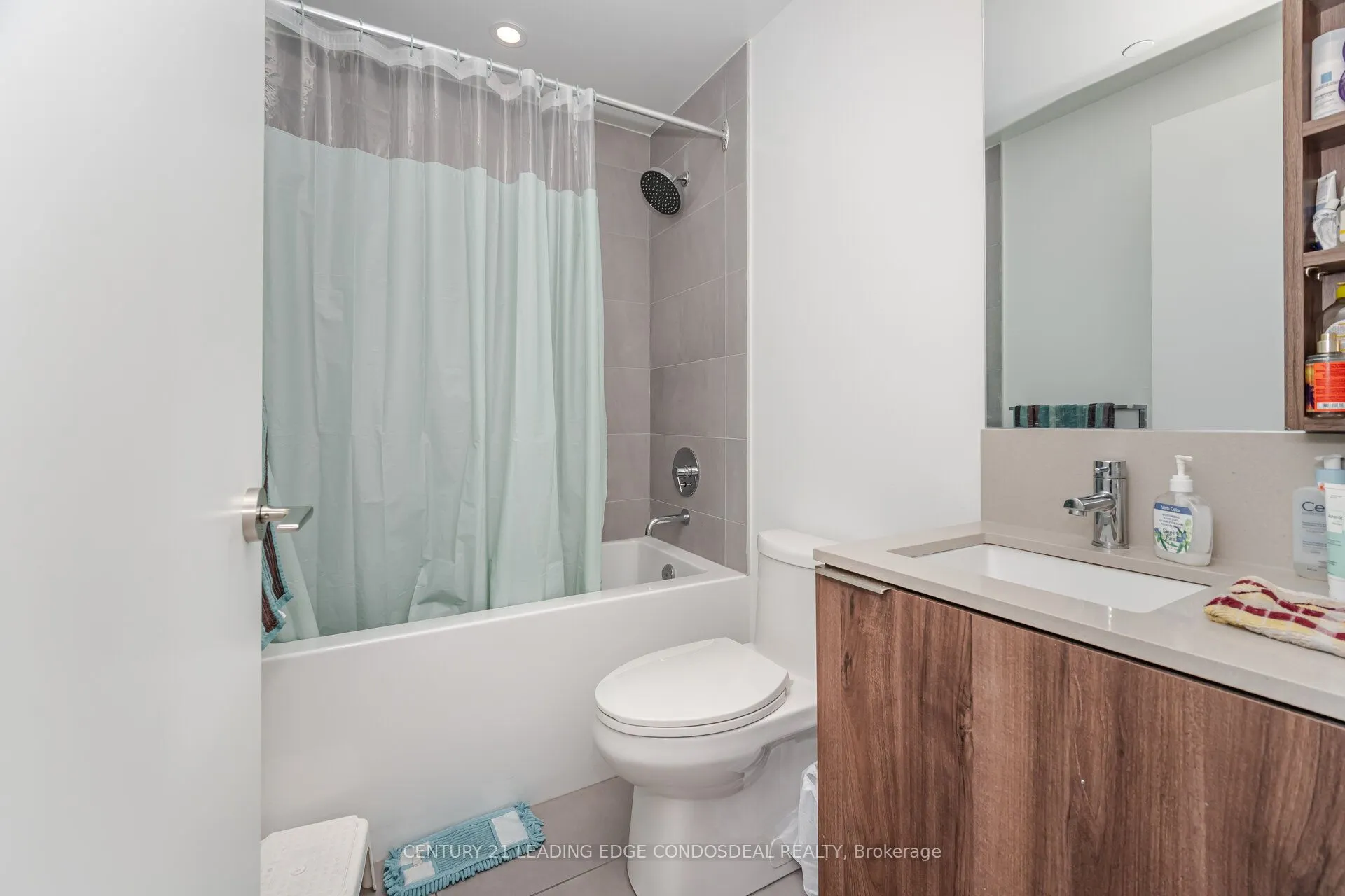7890 Jane Street, #4506