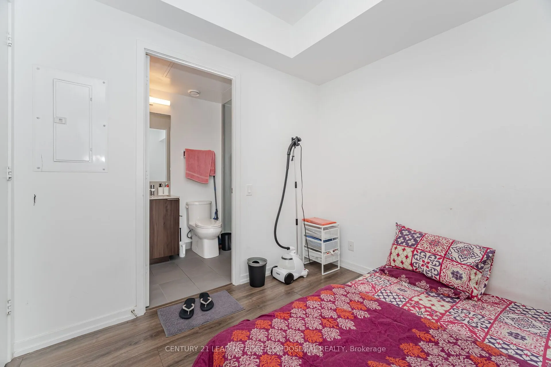 7890 Jane Street, #4506