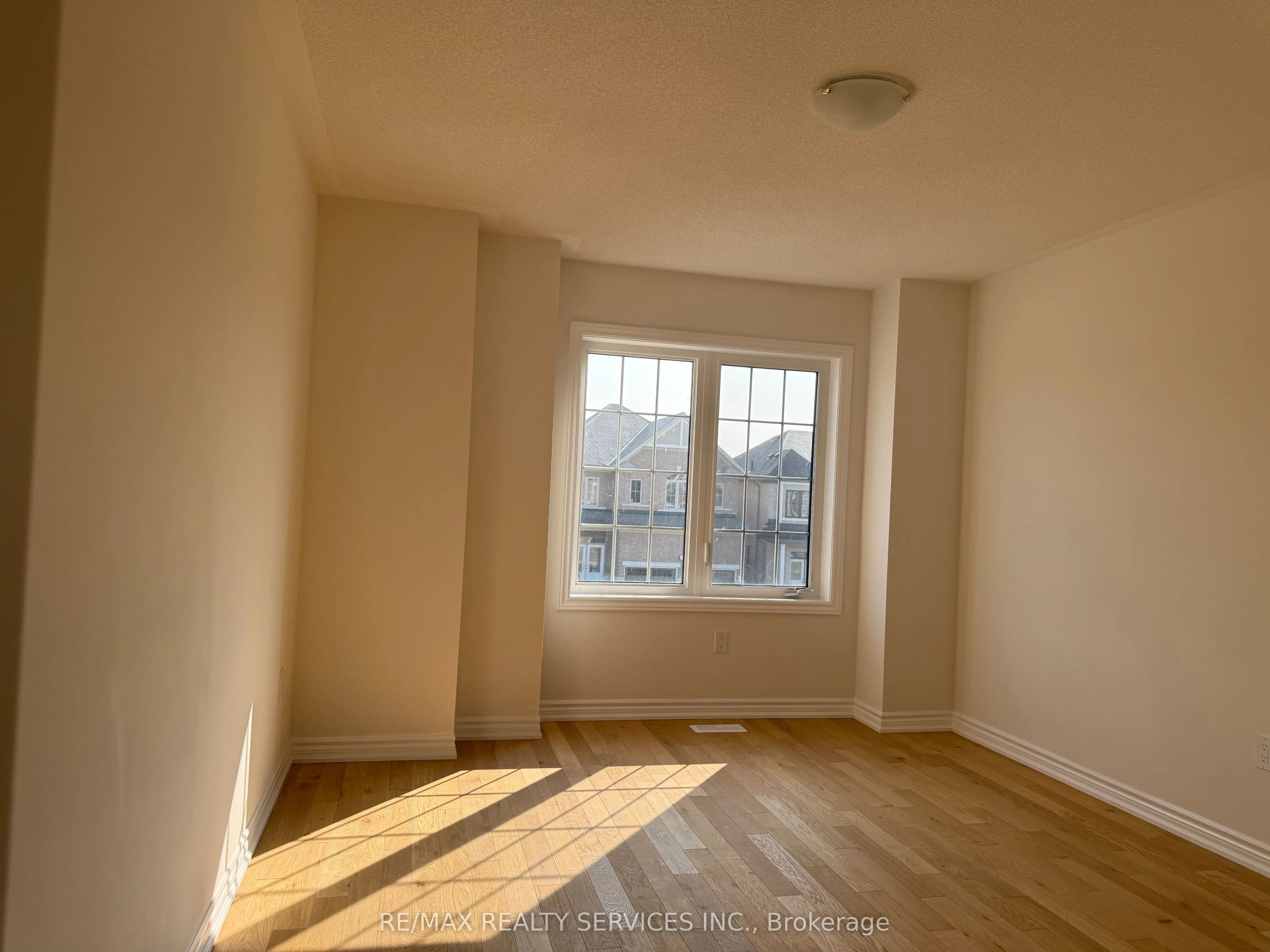 45 Fenn Crescent
