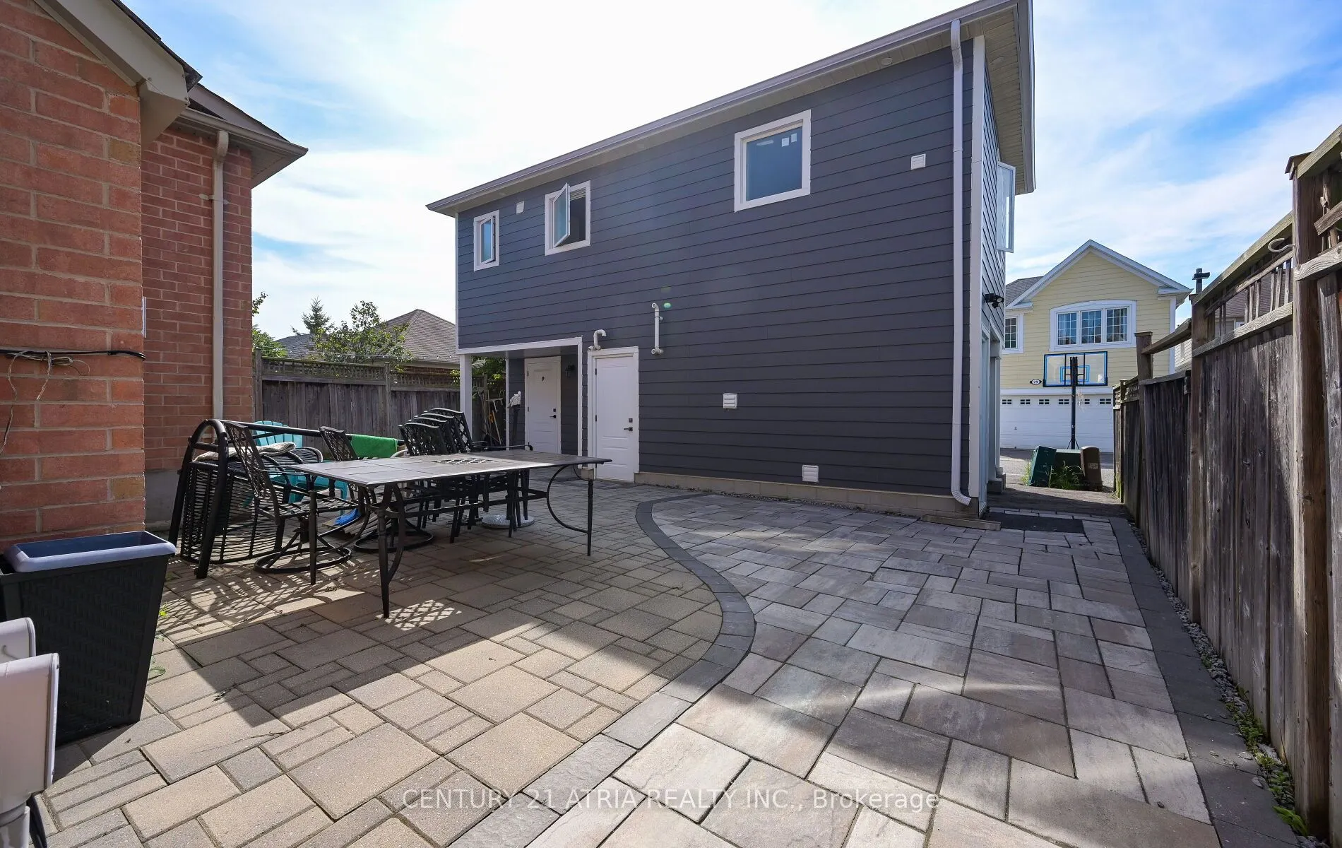 16 Peony Street