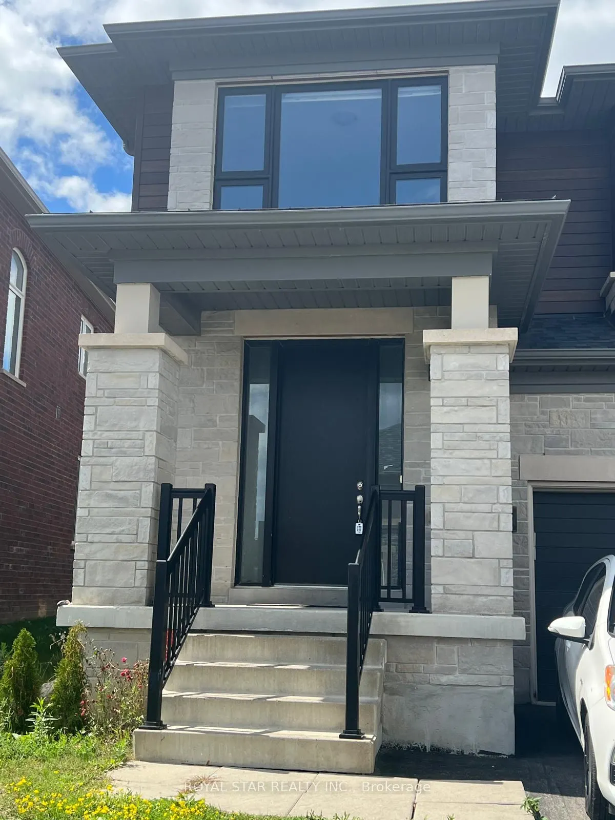 89 Forest Edge Crescent