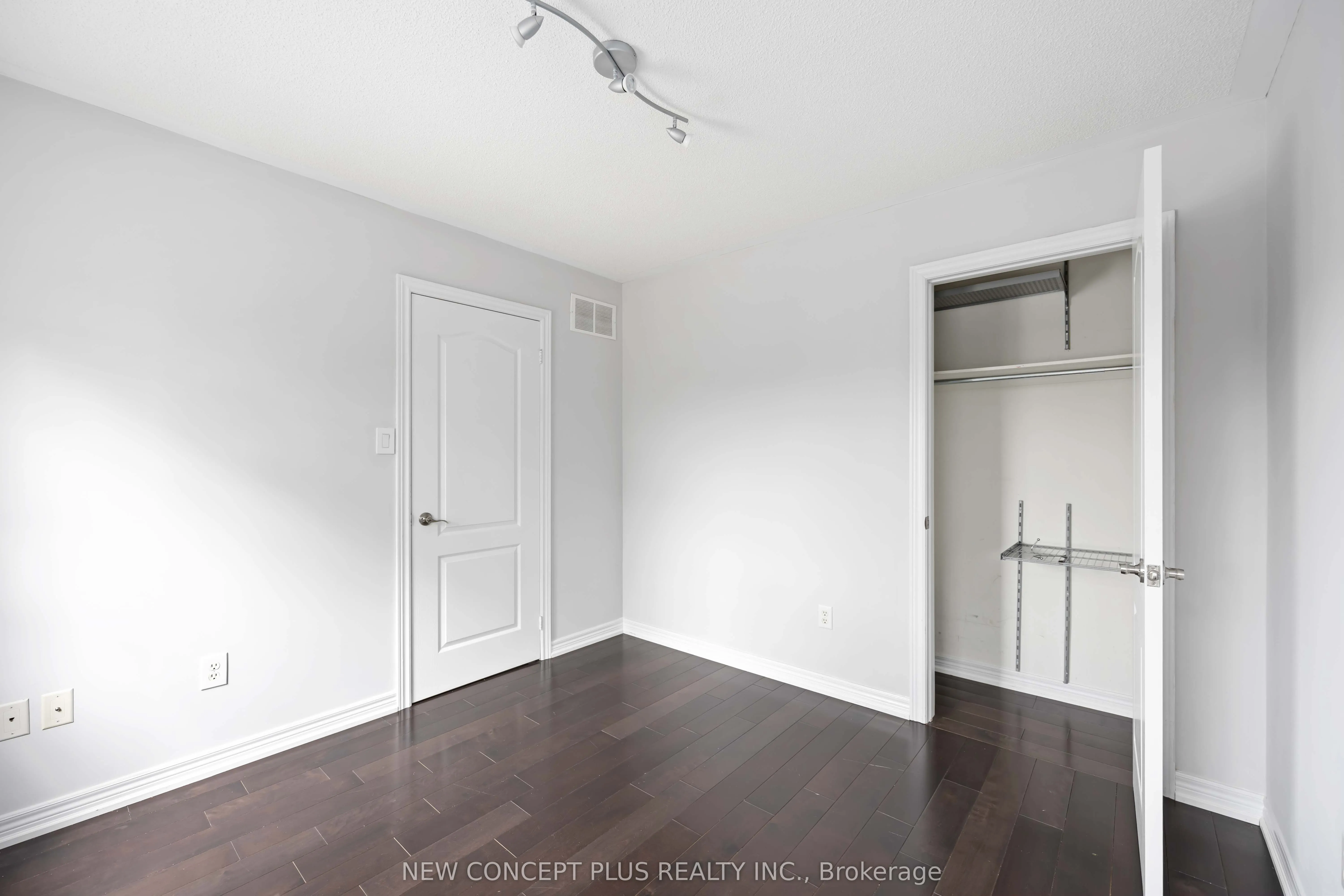 105 Destino Crescent