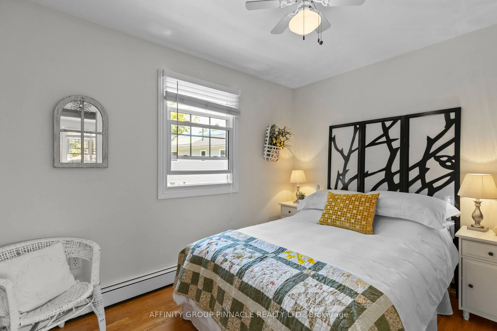 431 Dundas Street