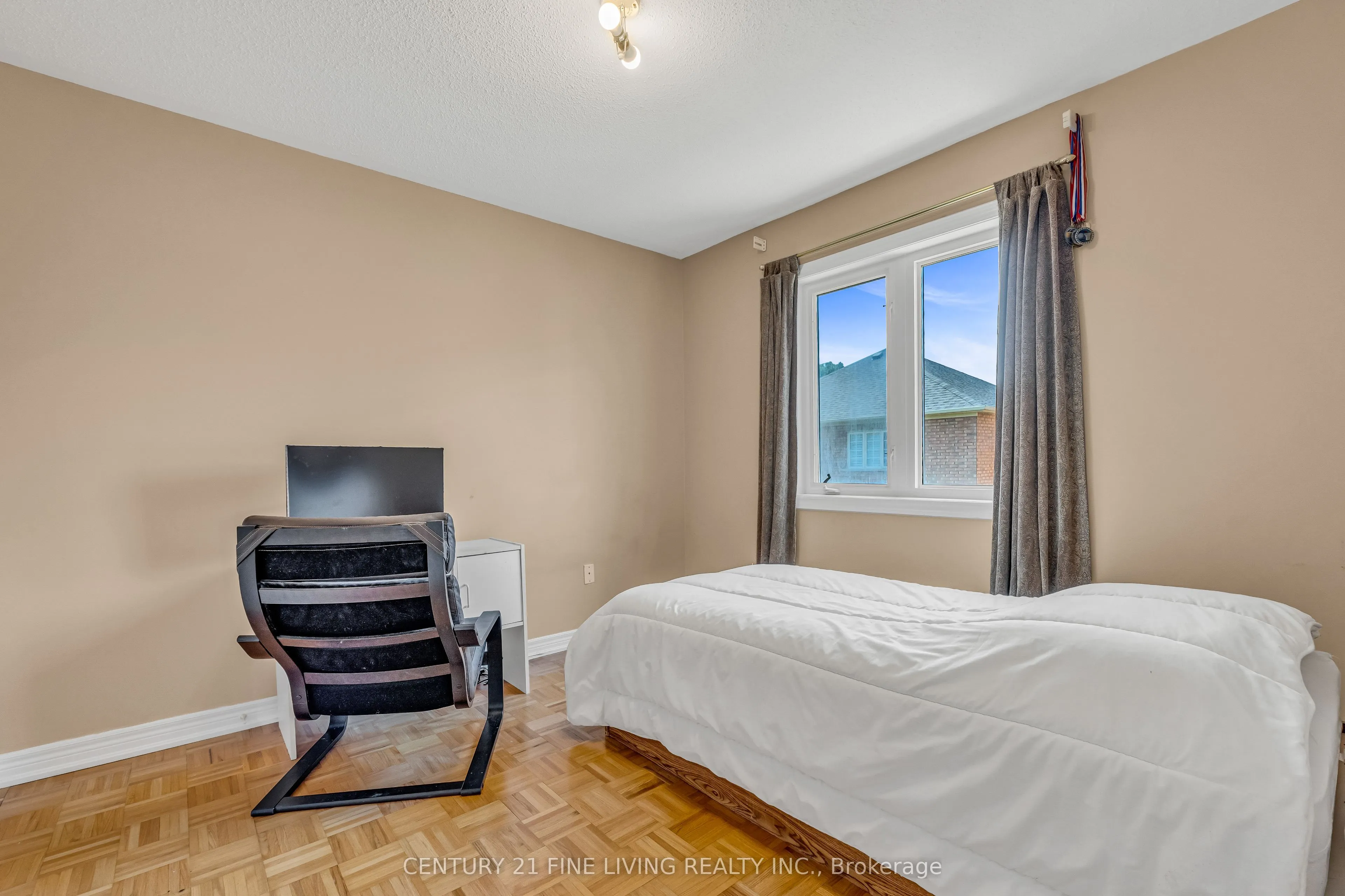 6 Renoir Drive