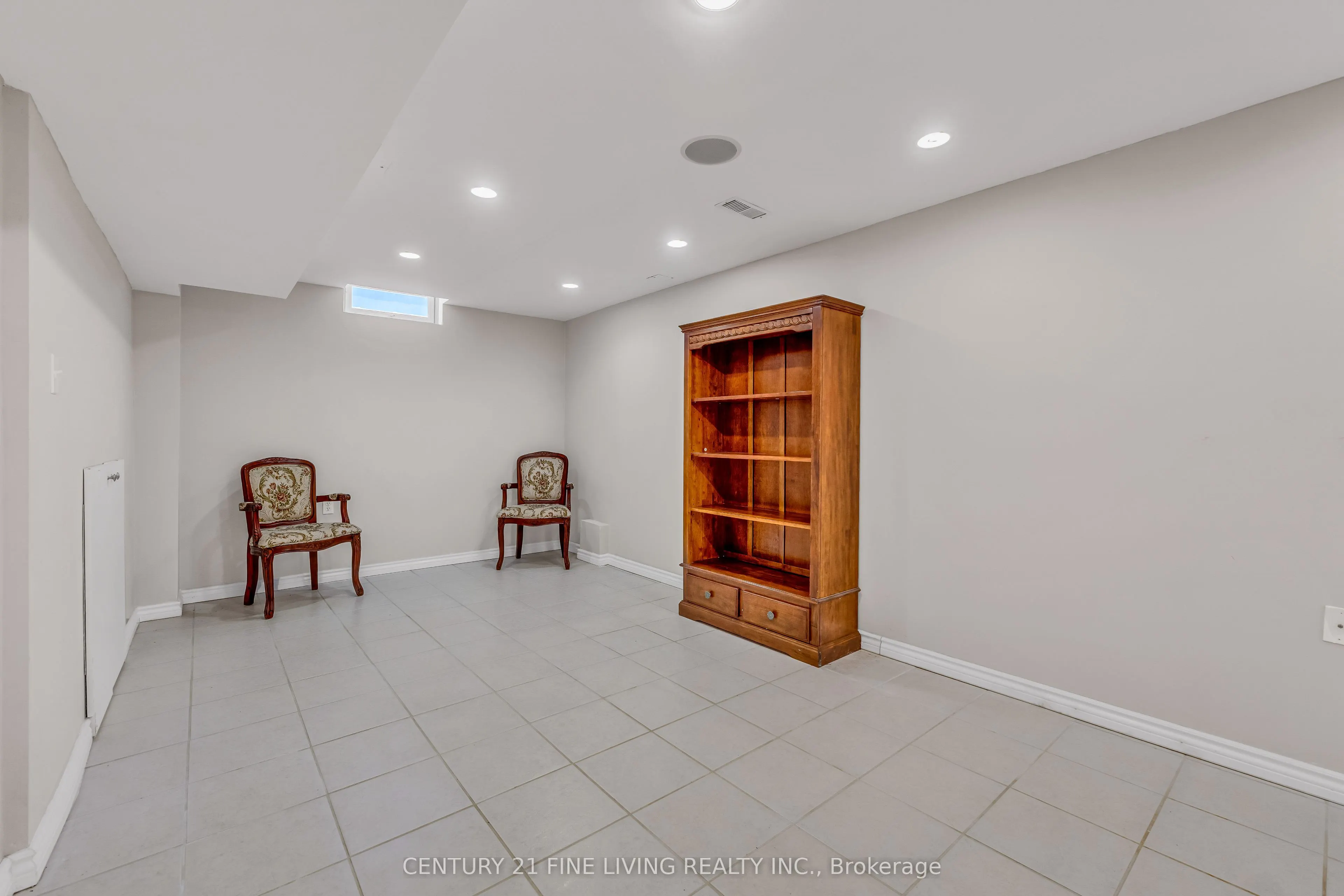 6 Renoir Drive