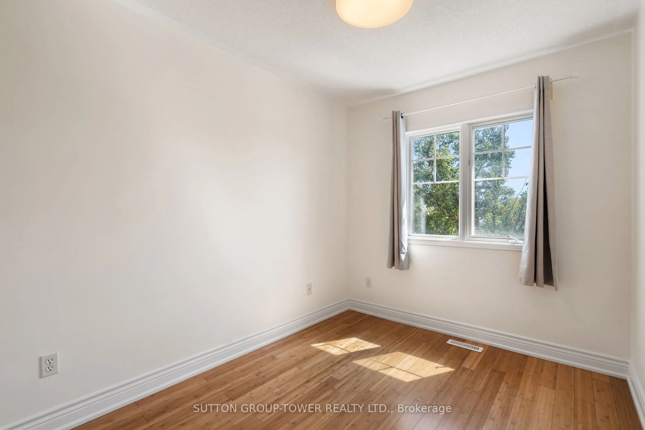 10 Charlotte Angliss Road