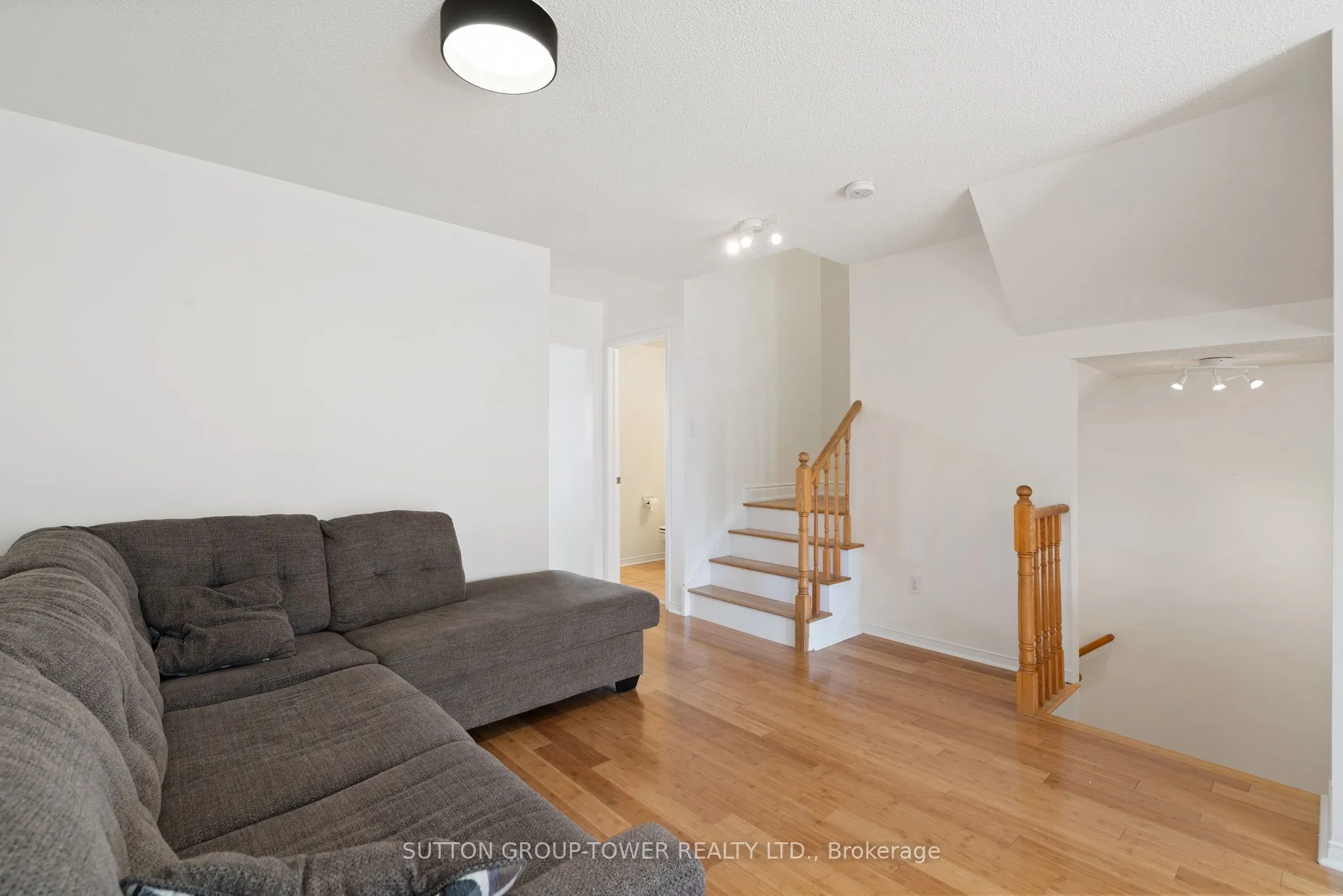 10 Charlotte Angliss Road
