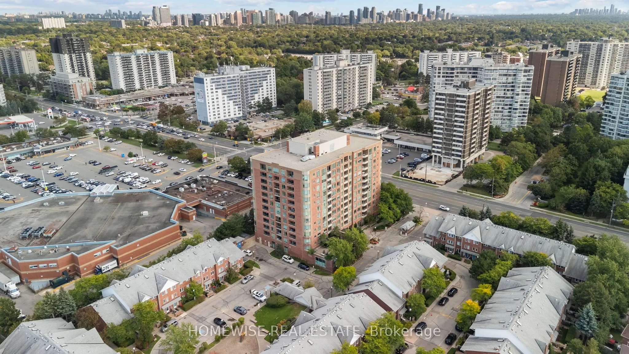 850 Steeles Avenue, #910