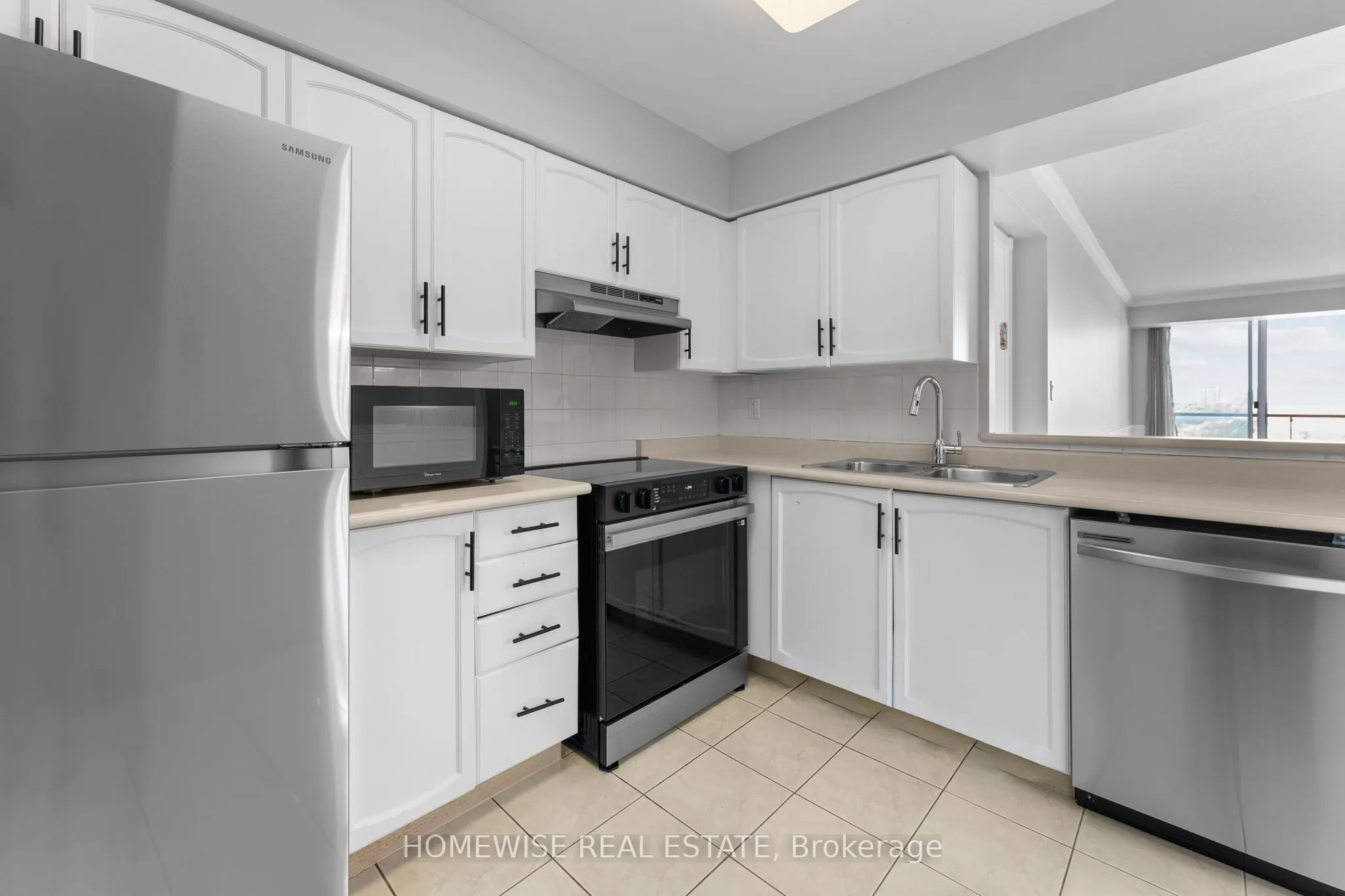 850 Steeles Avenue, #910
