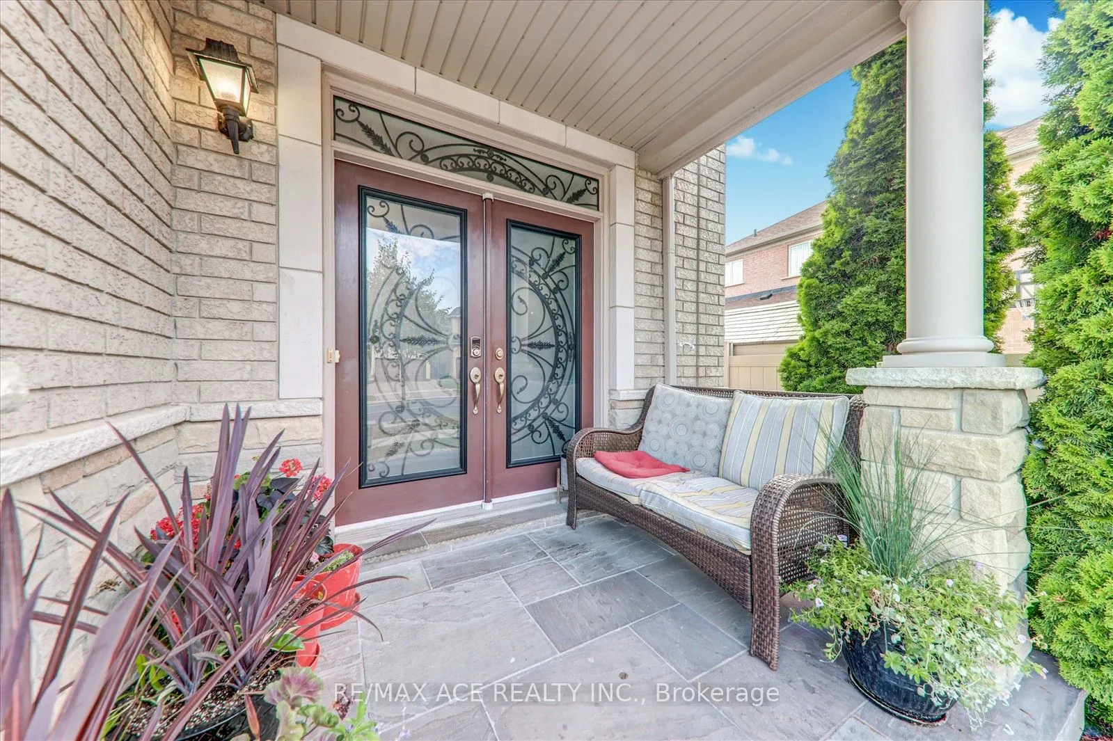 138 Riverwalk Drive