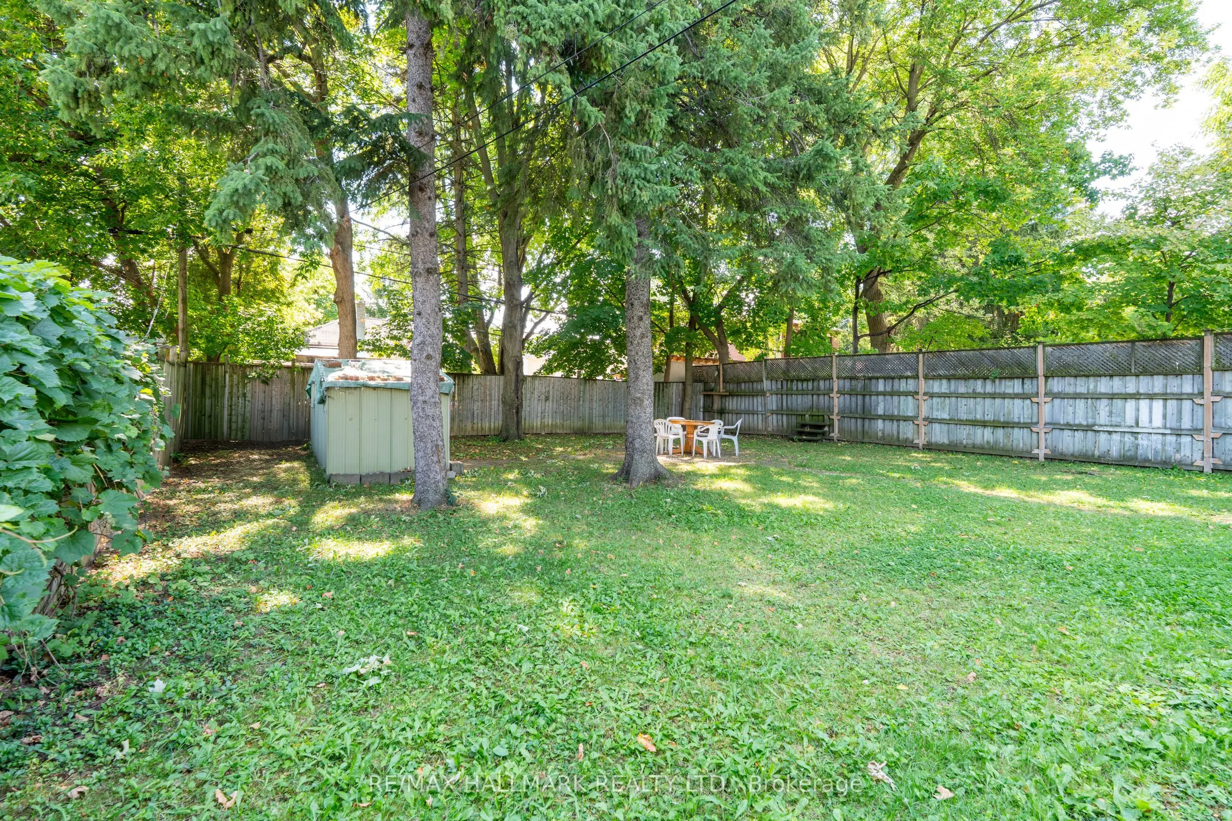 43 Meadowview Avenue