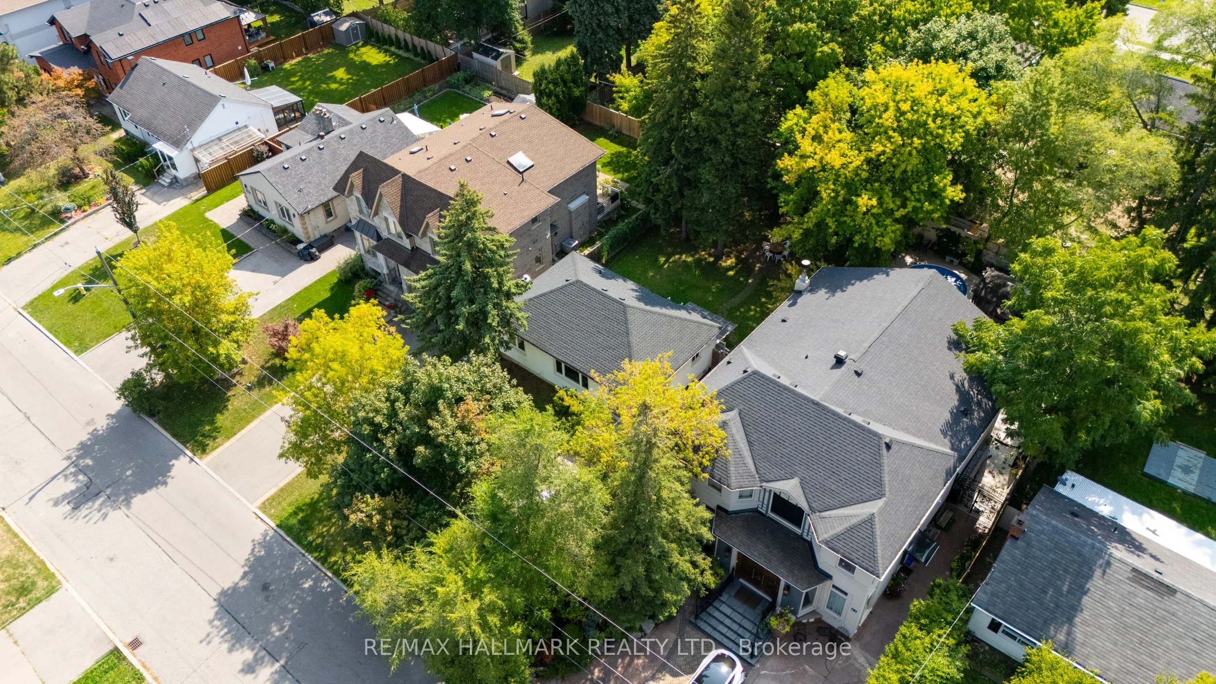 43 Meadowview Avenue